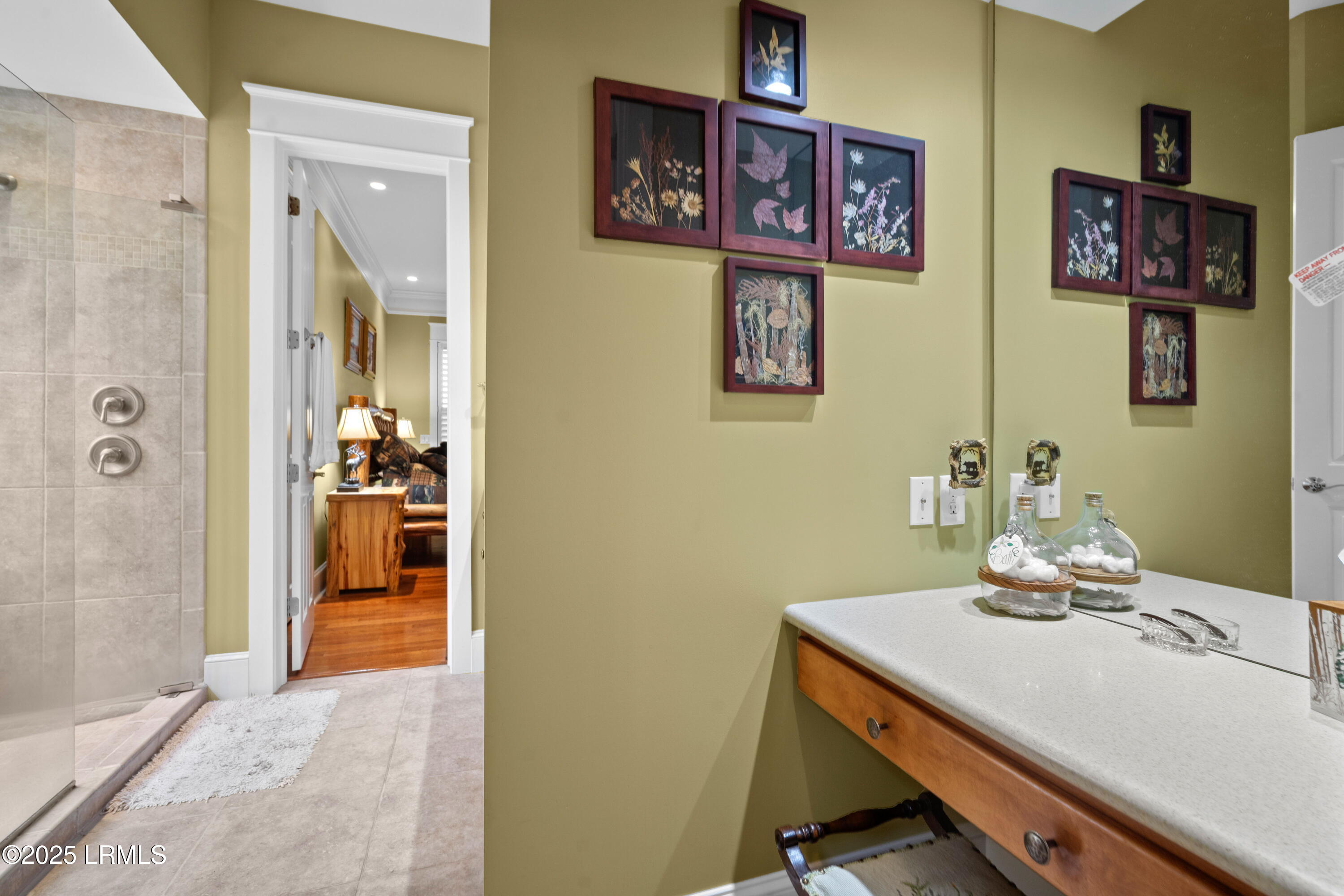 Beaufort, South Carolina 29907, United States, 4 Bedrooms Bedrooms, ,4 BathroomsBathrooms,Residential,Active,237941