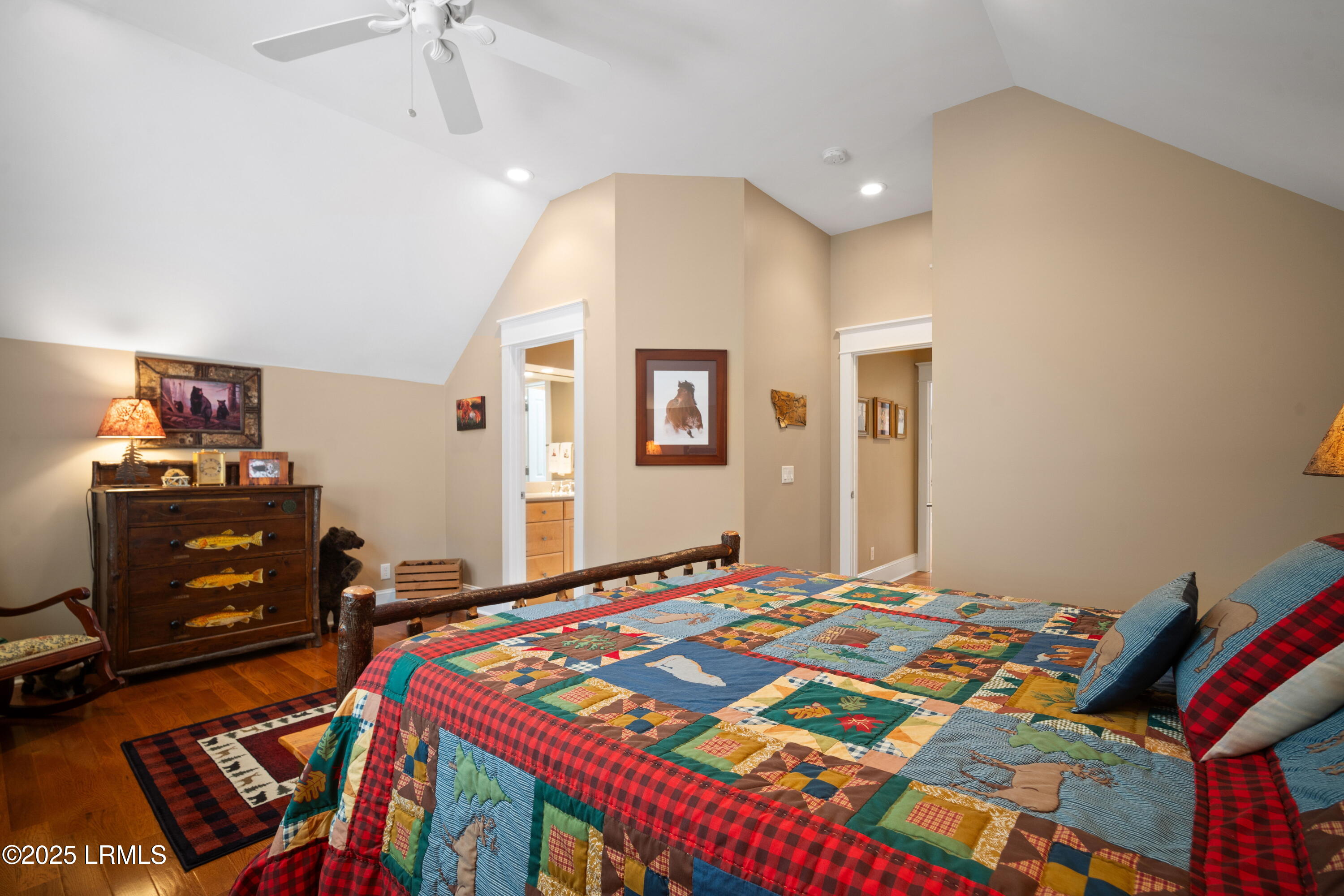 Beaufort, South Carolina 29907, United States, 4 Bedrooms Bedrooms, ,4 BathroomsBathrooms,Residential,Active,237941