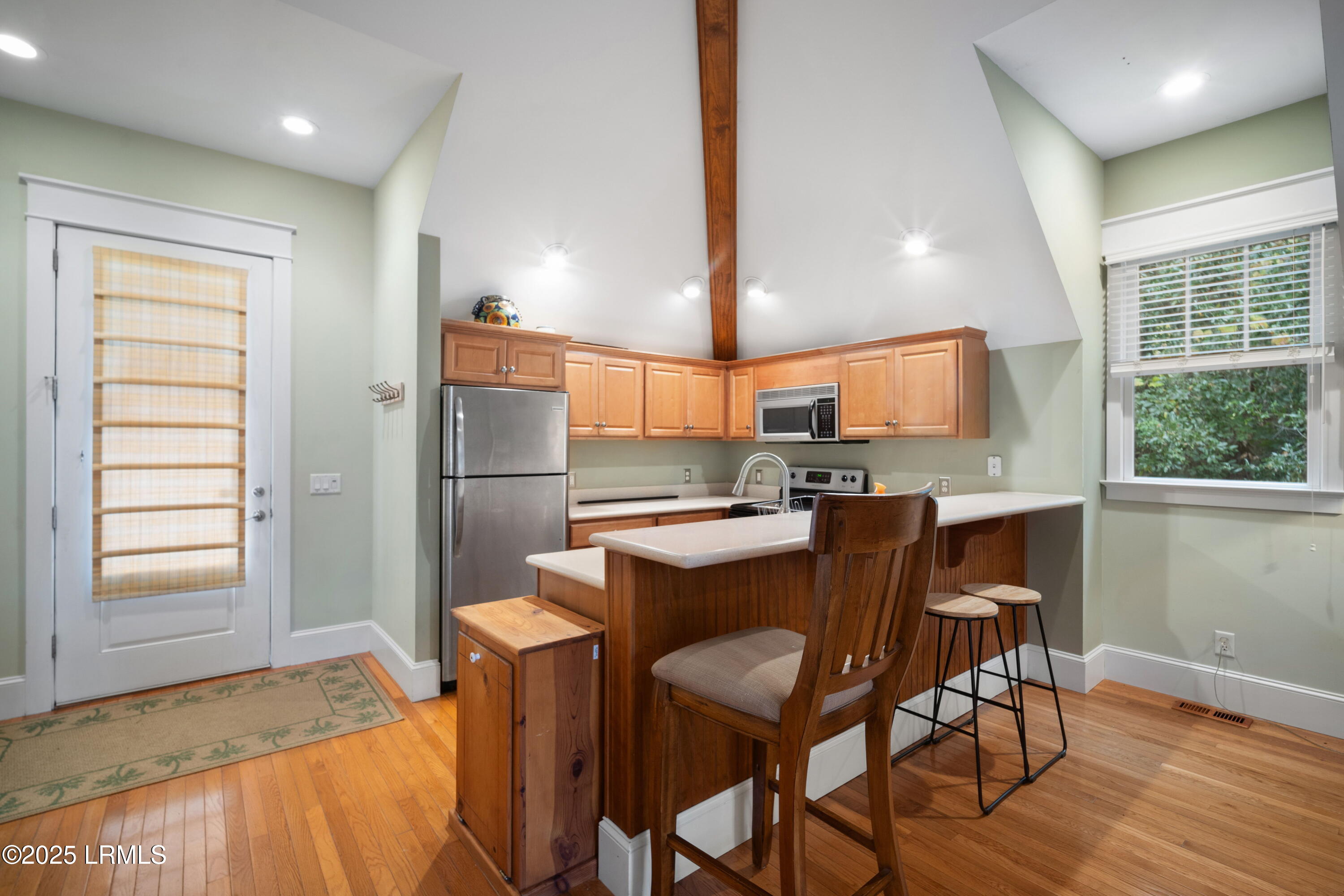 Beaufort, South Carolina 29907, United States, 4 Bedrooms Bedrooms, ,4 BathroomsBathrooms,Residential,Active,237941