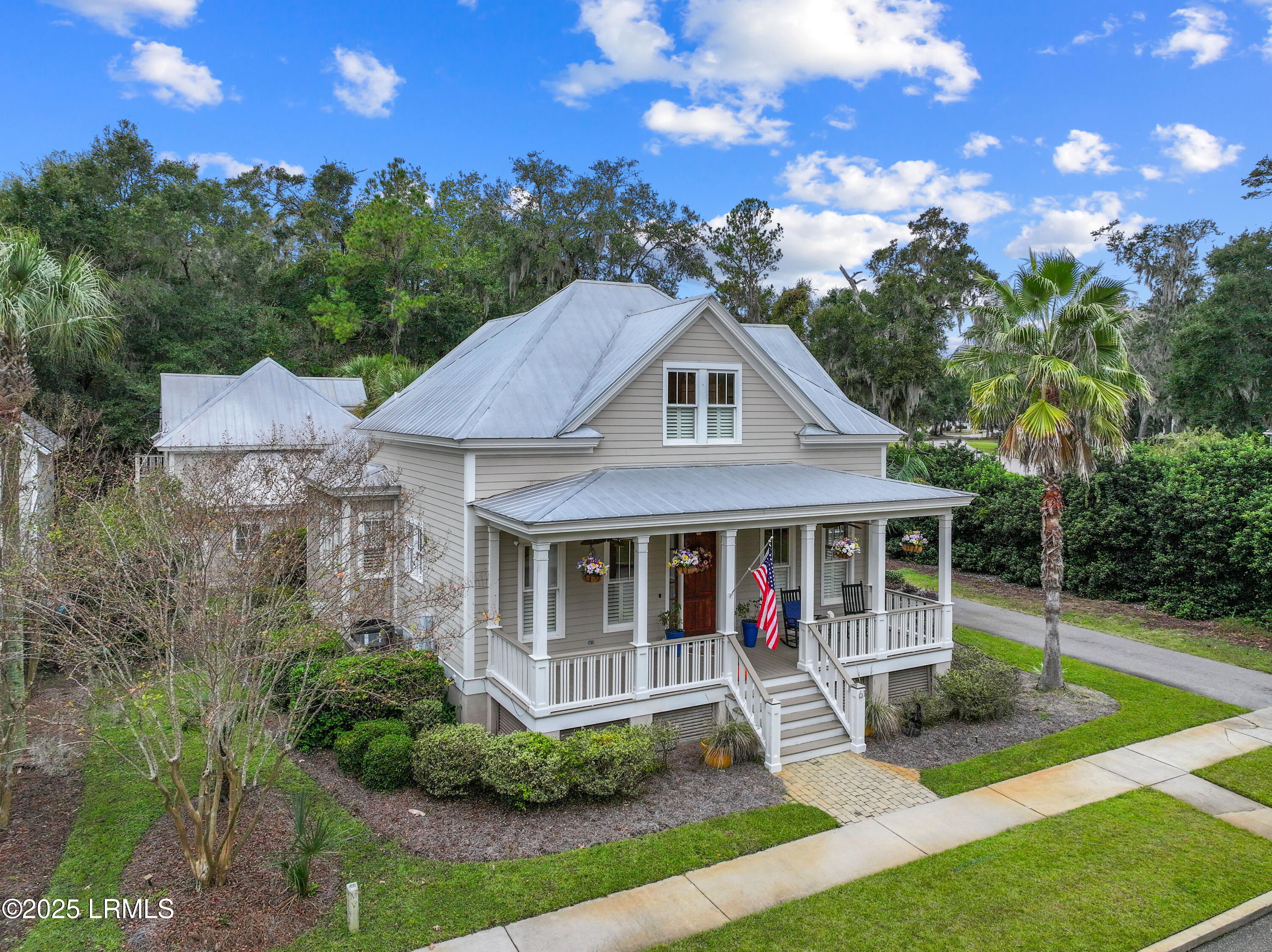 Beaufort, South Carolina 29907, United States, 4 Bedrooms Bedrooms, ,4 BathroomsBathrooms,Residential,Active,237941