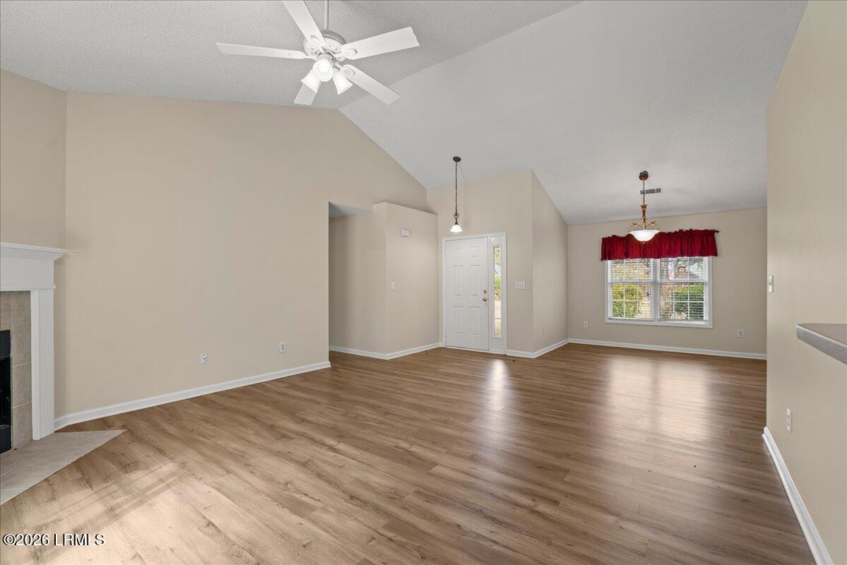 4 Wellington Court