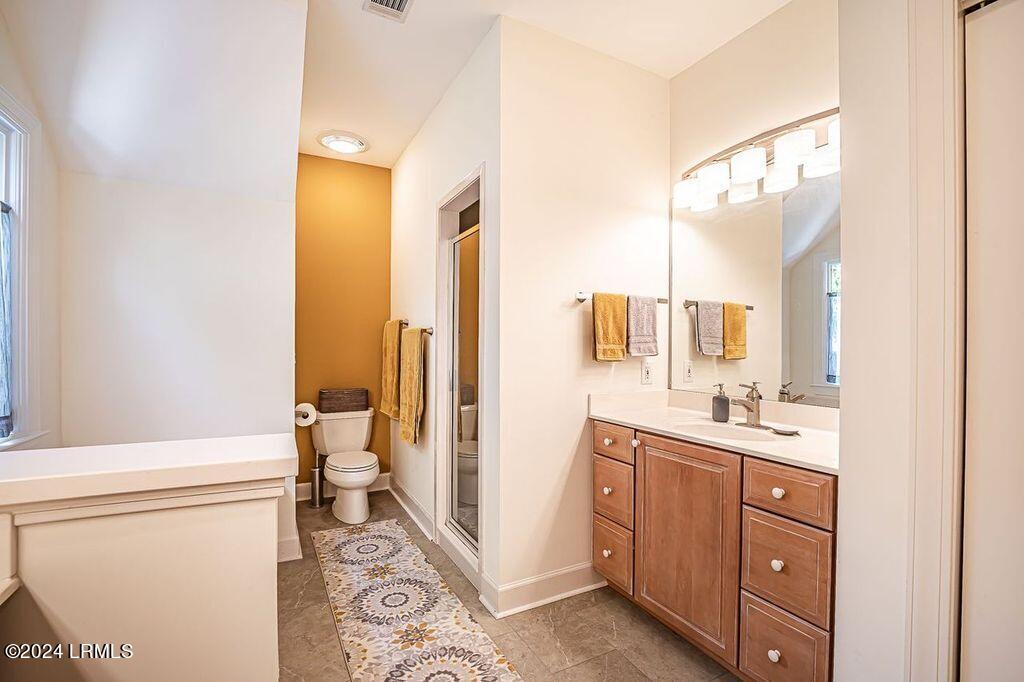 Dataw Island, South Carolina 29920, United States, 5 Bedrooms Bedrooms, ,5 BathroomsBathrooms,Residential,Pending,59286