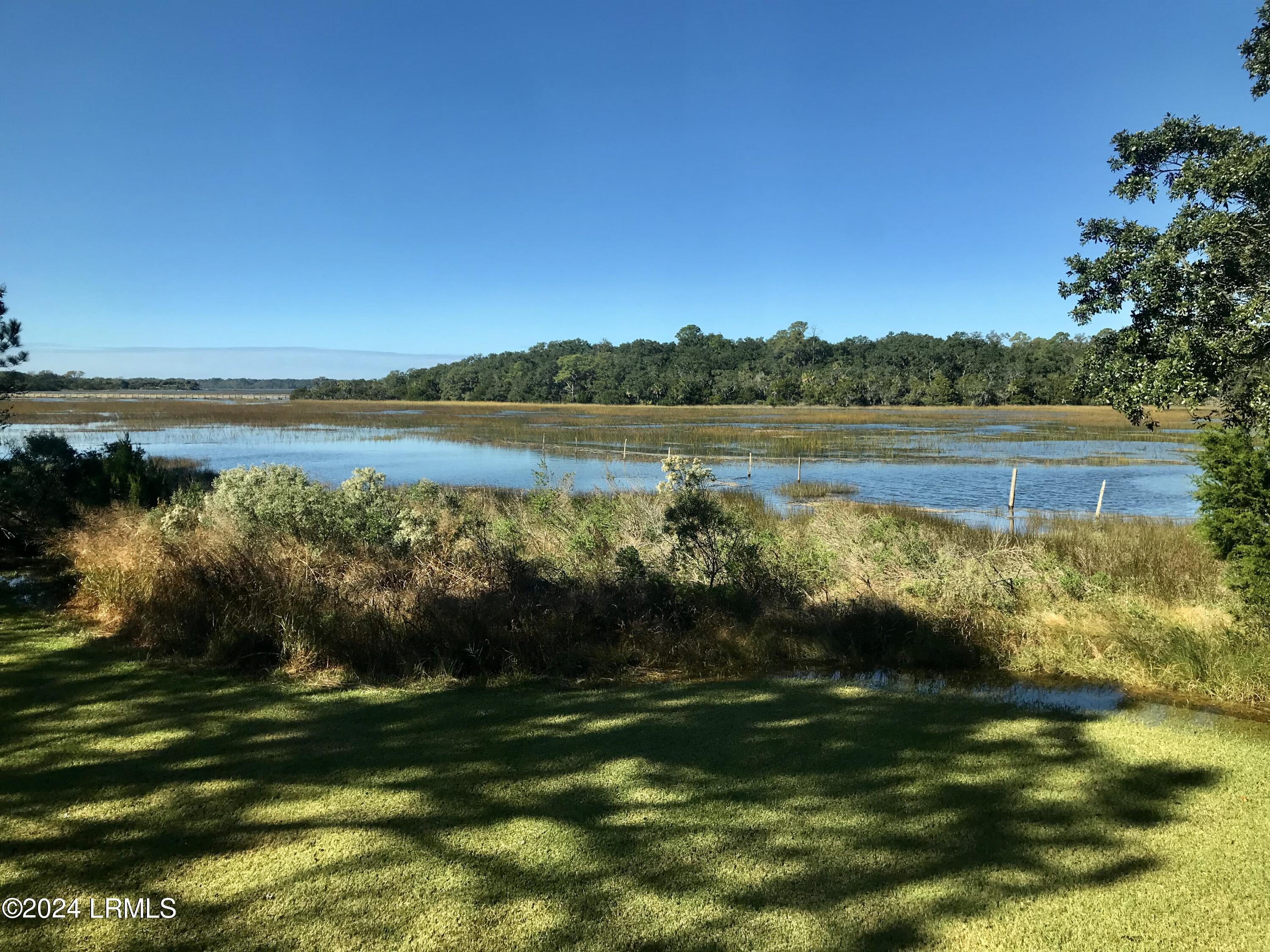 Dataw Island, South Carolina 29920, United States, 5 Bedrooms Bedrooms, ,5 BathroomsBathrooms,Residential,Pending,59286