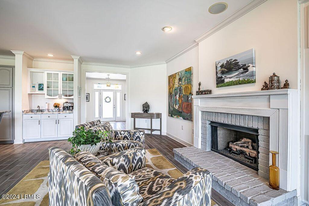 Dataw Island, South Carolina 29920, United States, 5 Bedrooms Bedrooms, ,5 BathroomsBathrooms,Residential,Pending,59286