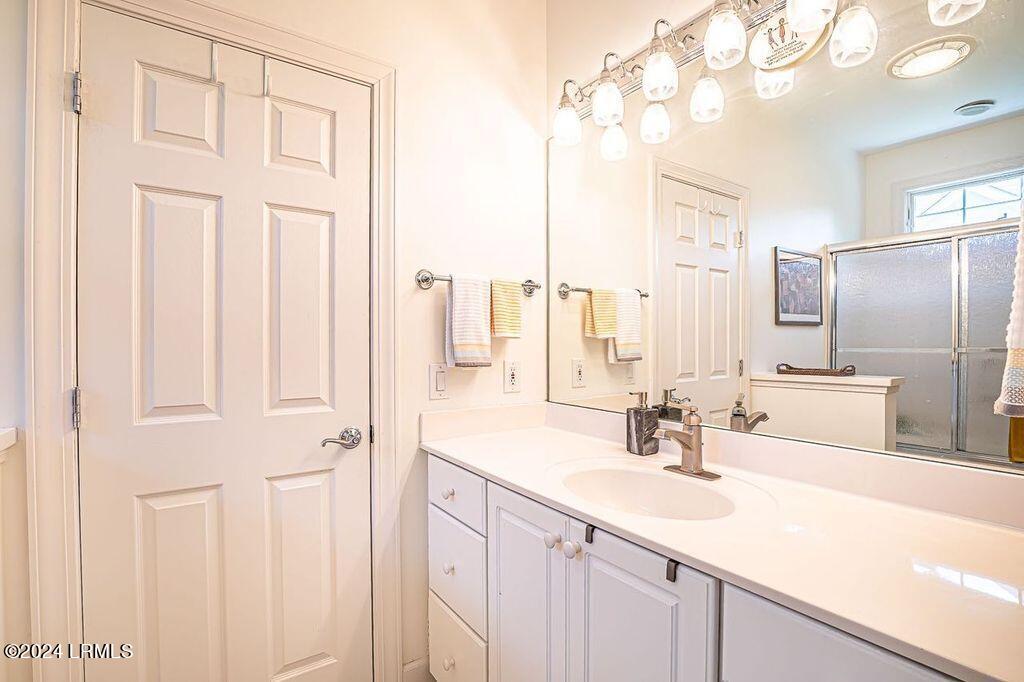 Dataw Island, South Carolina 29920, United States, 5 Bedrooms Bedrooms, ,5 BathroomsBathrooms,Residential,Pending,59286