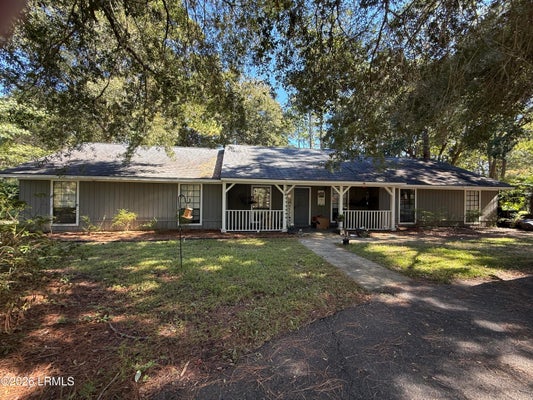 54 WADE HAMPTON DR, BEAUFORT, SC 29907 - Image 52dbf70bc80dcf445d5968c2f9e95f19/3990227812