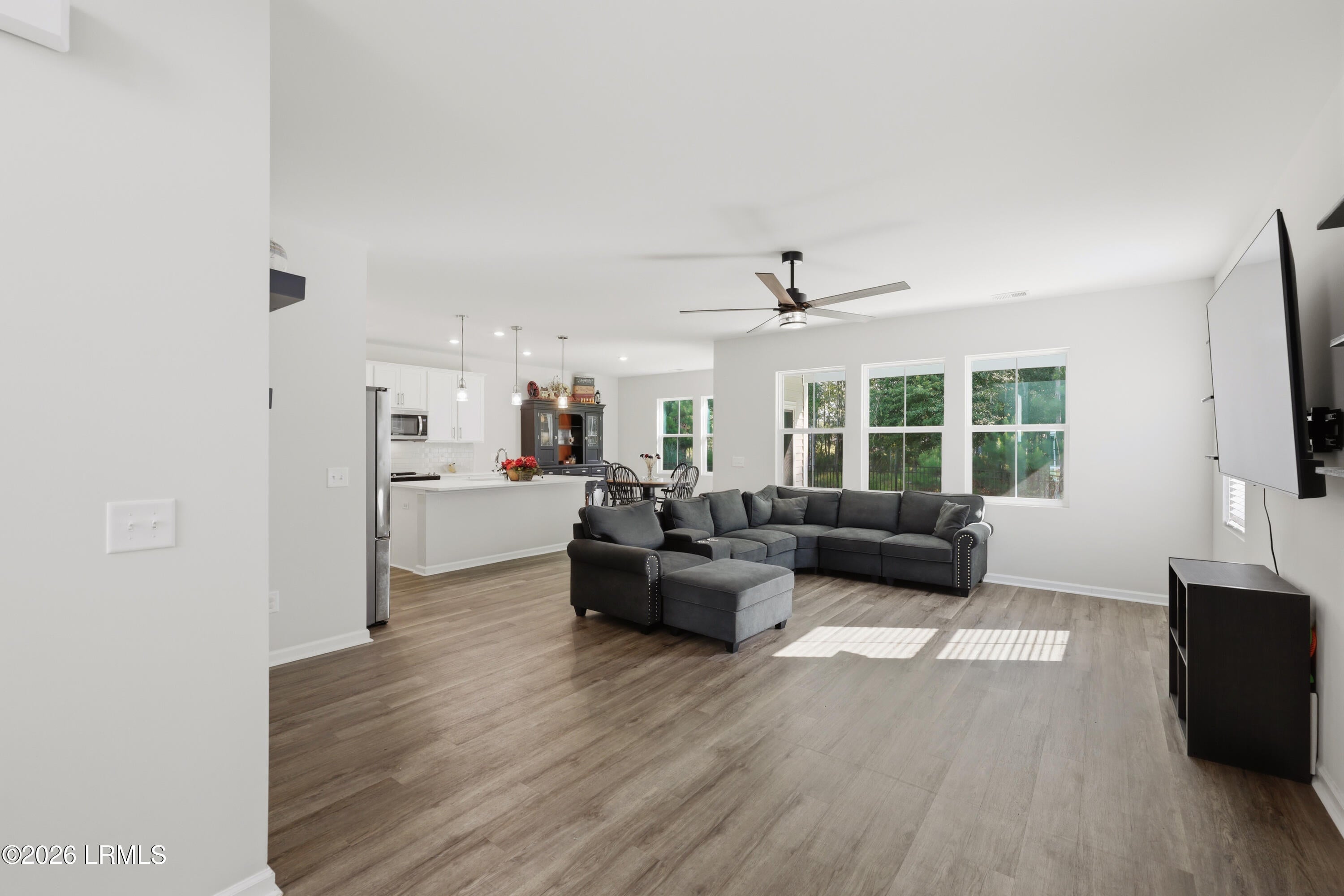 53 Whispering Oaks Circle