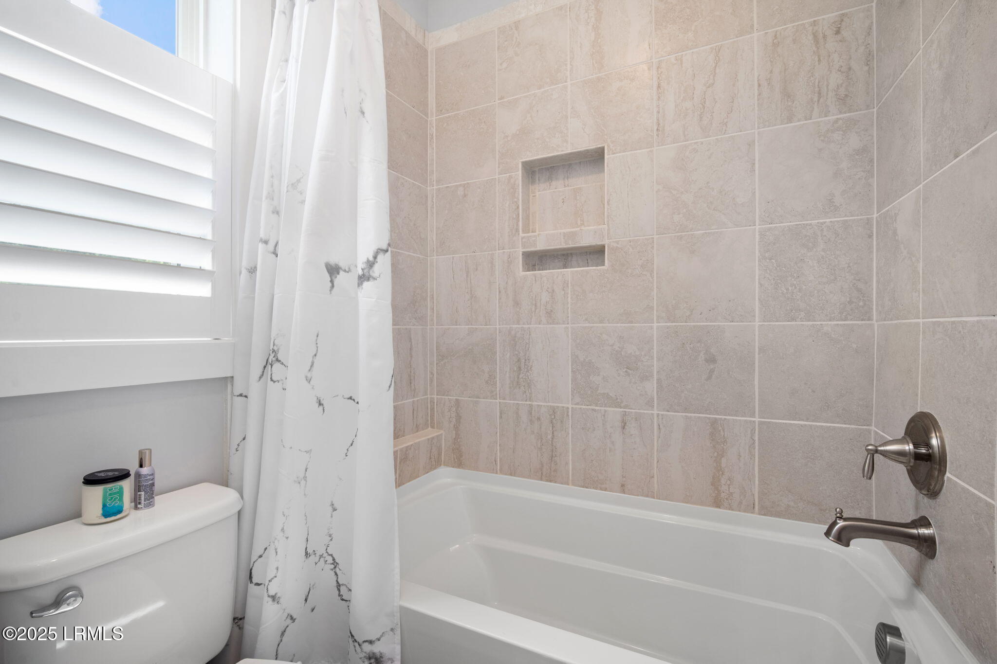 Beaufort, South Carolina 29907, United States, 4 Bedrooms Bedrooms, ,3 BathroomsBathrooms,Residential,Active,183522