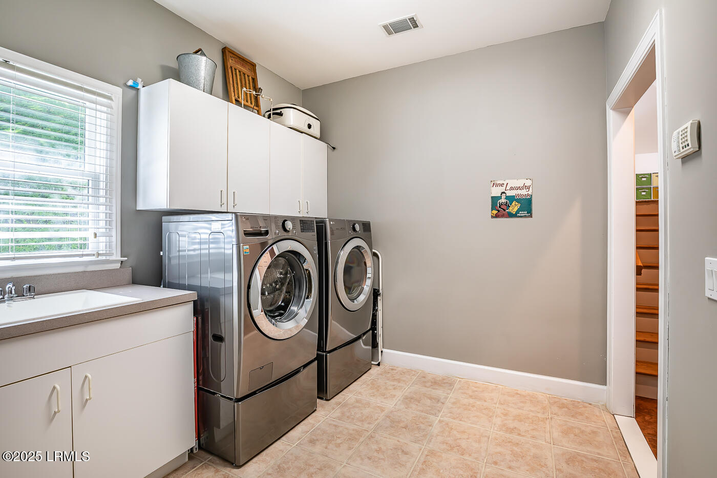 St. Helena Island, South Carolina 29920, United States, 4 Bedrooms Bedrooms, ,4 BathroomsBathrooms,Residential,Pending,108374