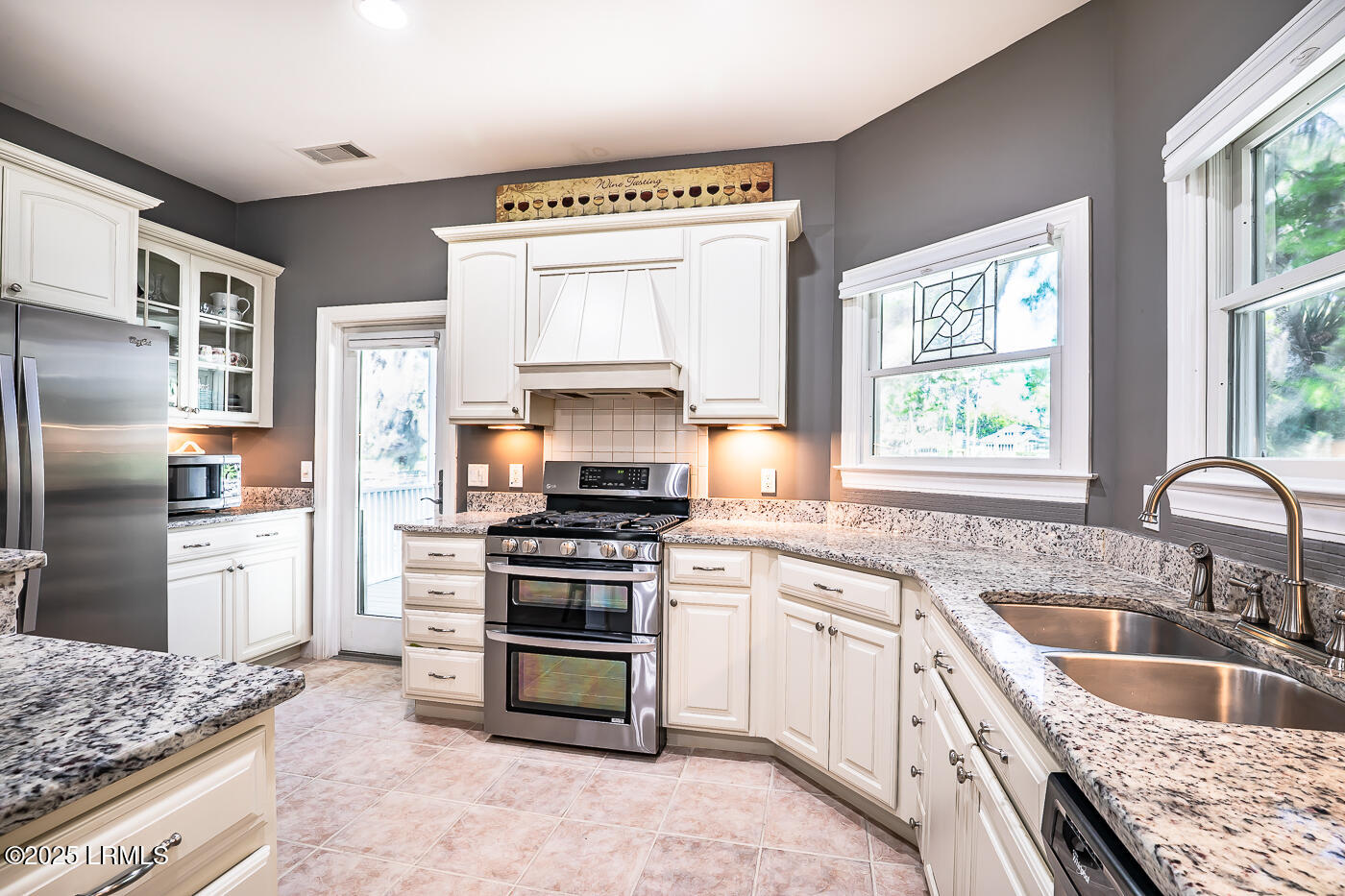 St. Helena Island, South Carolina 29920, United States, 4 Bedrooms Bedrooms, ,4 BathroomsBathrooms,Residential,Pending,108374