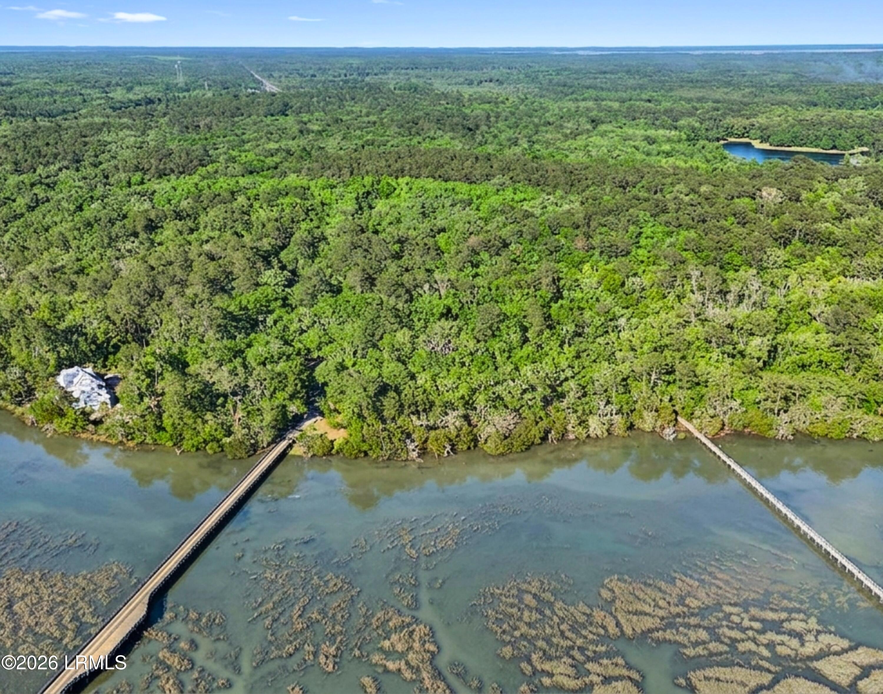 75 Island Way