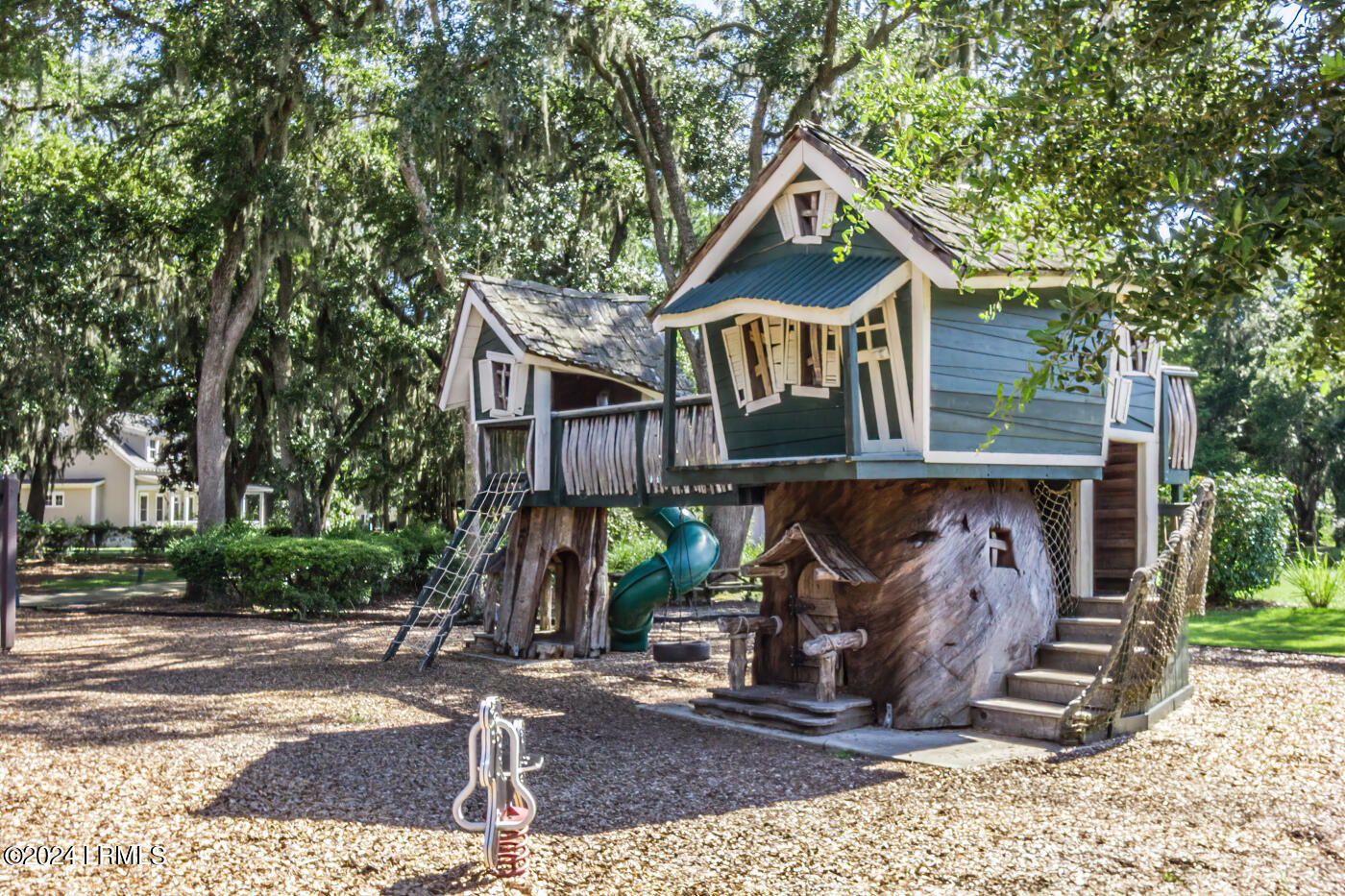 Beaufort, South Carolina 29906, United States, 2 Bedrooms Bedrooms, ,3 BathroomsBathrooms,Residential,Active,37090