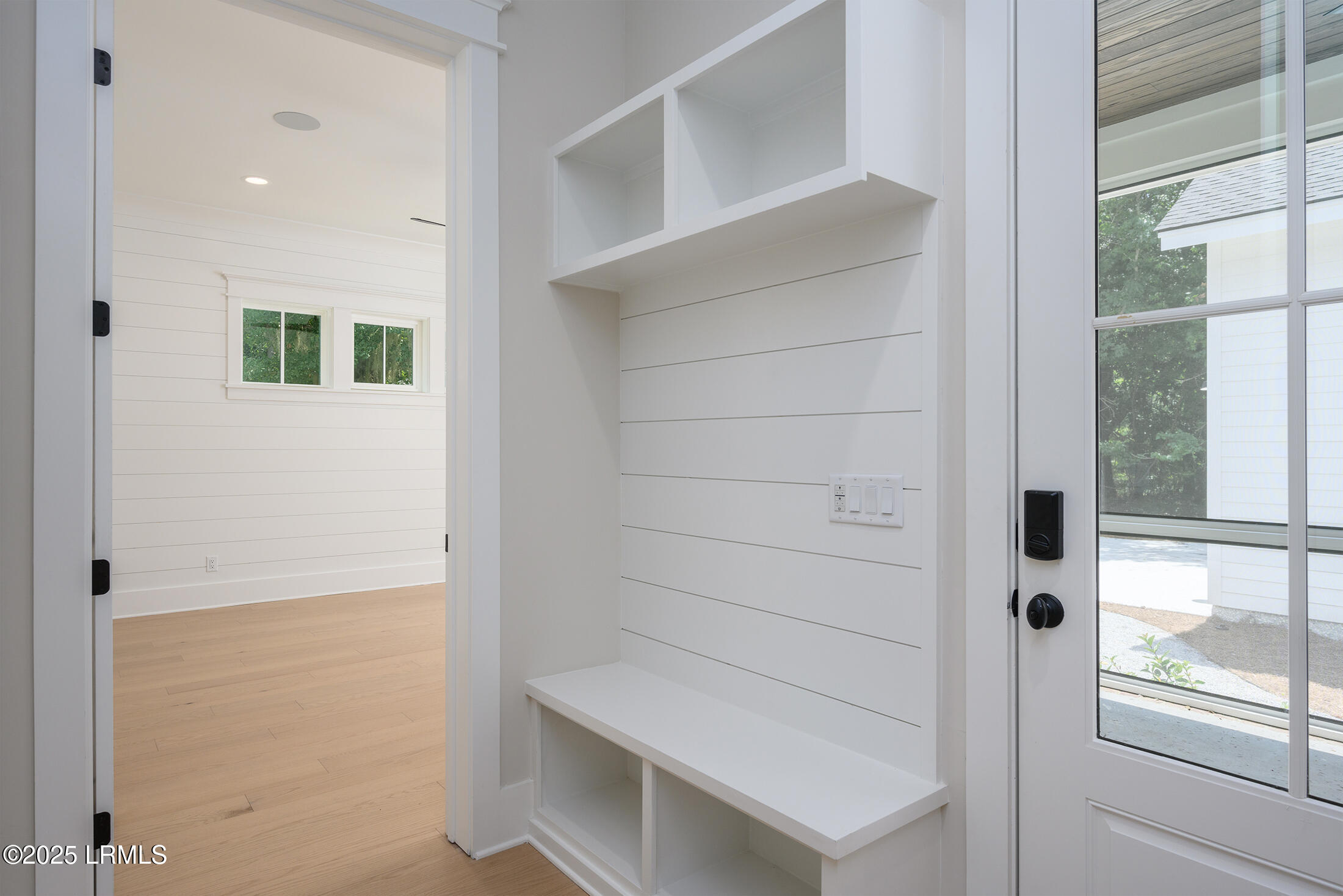 Beaufort, South Carolina 29907, United States, 4 Bedrooms Bedrooms, ,3 BathroomsBathrooms,Residential,Active,160408