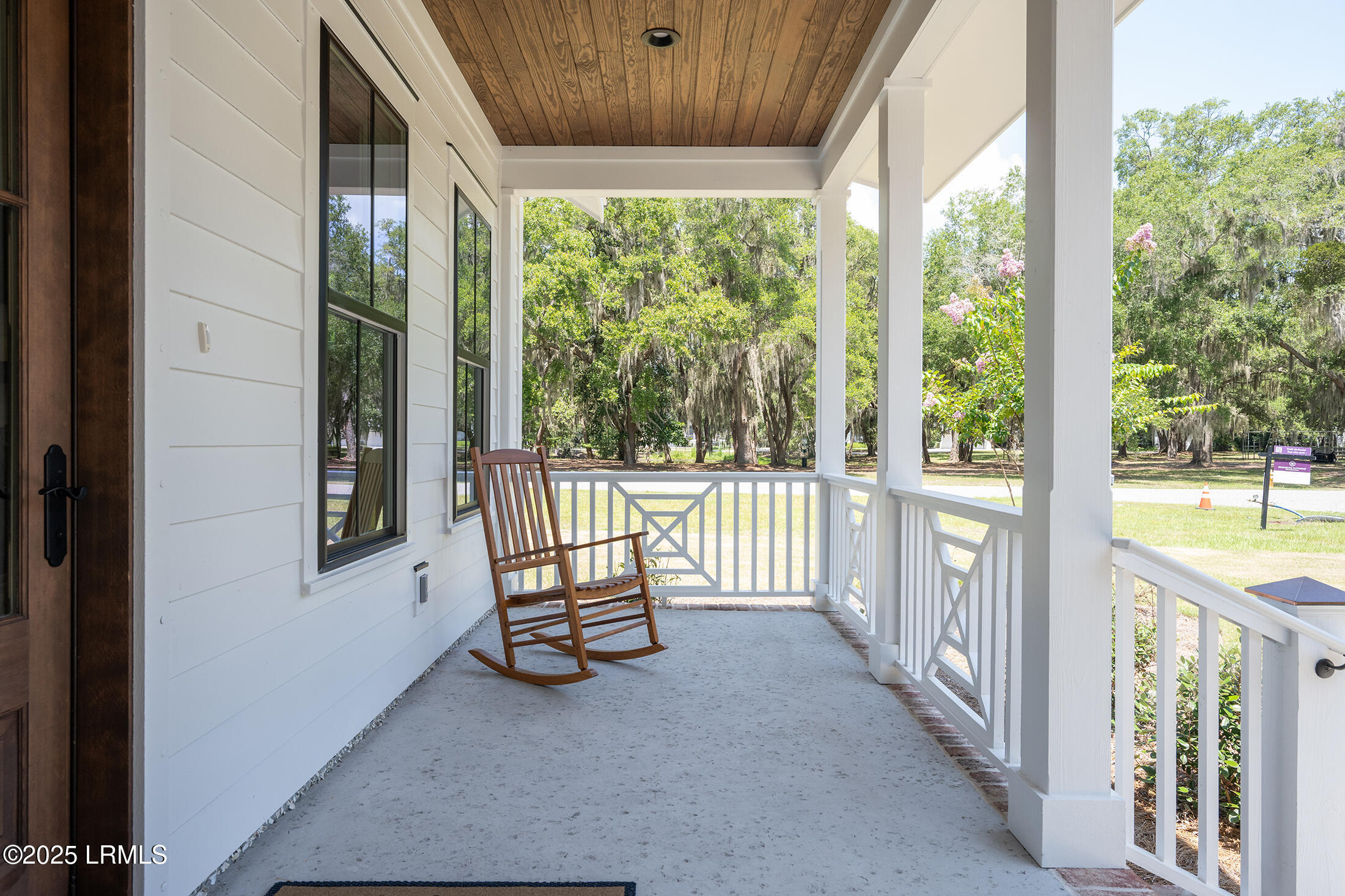 Beaufort, South Carolina 29907, United States, 4 Bedrooms Bedrooms, ,3 BathroomsBathrooms,Residential,Active,160408