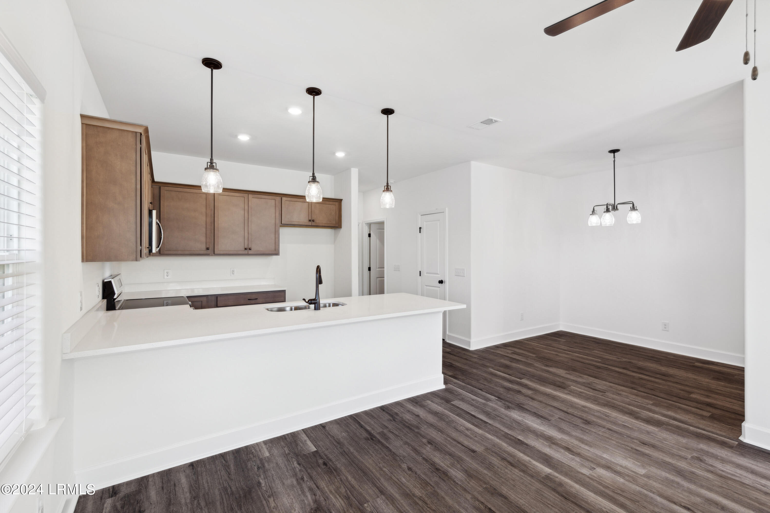 Ridgeland, South Carolina 29936, United States, 3 Bedrooms Bedrooms, ,3 BathroomsBathrooms,Residential,Pending,38540