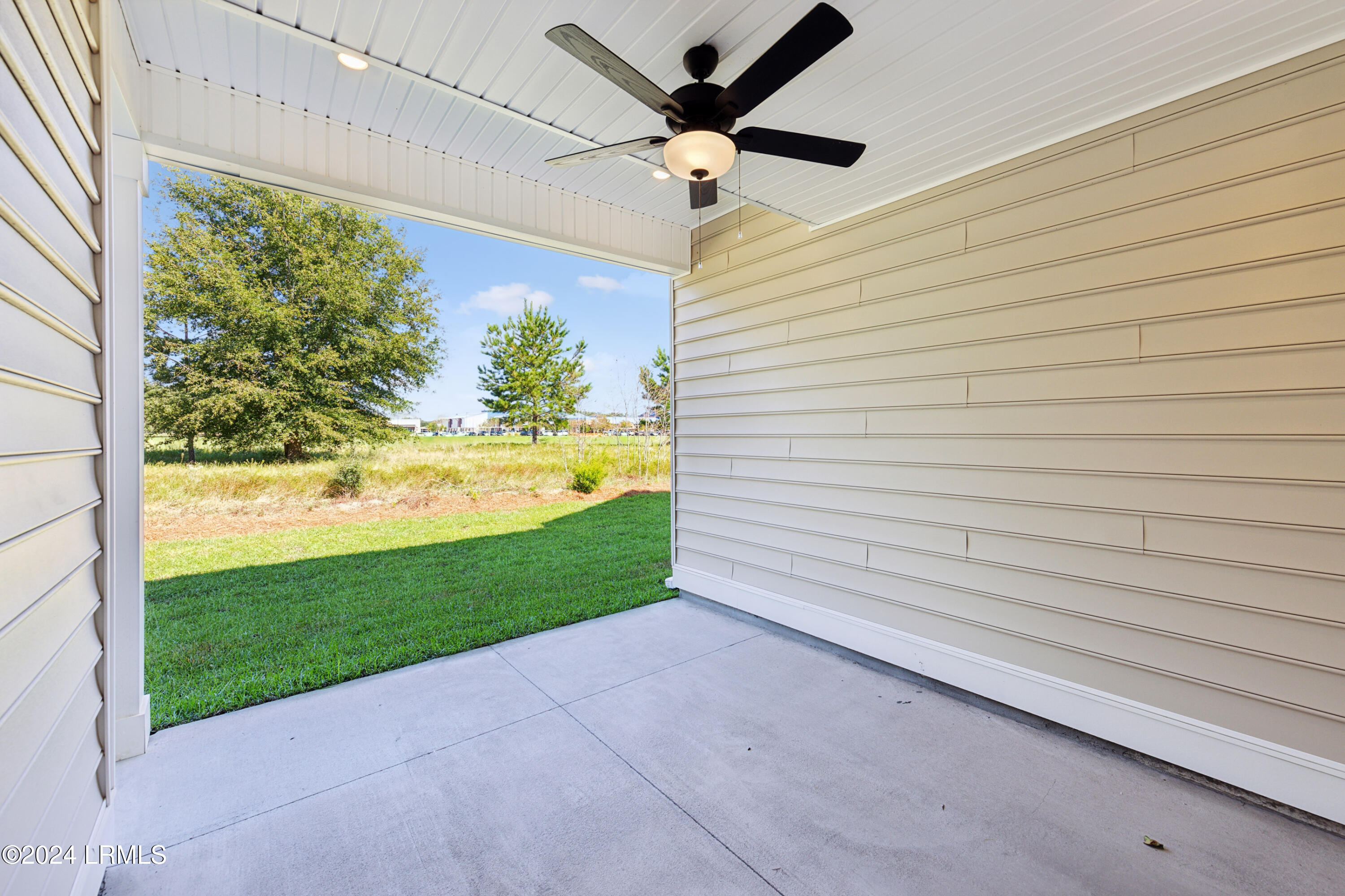 Ridgeland, South Carolina 29936, United States, 3 Bedrooms Bedrooms, ,3 BathroomsBathrooms,Residential,Pending,38540