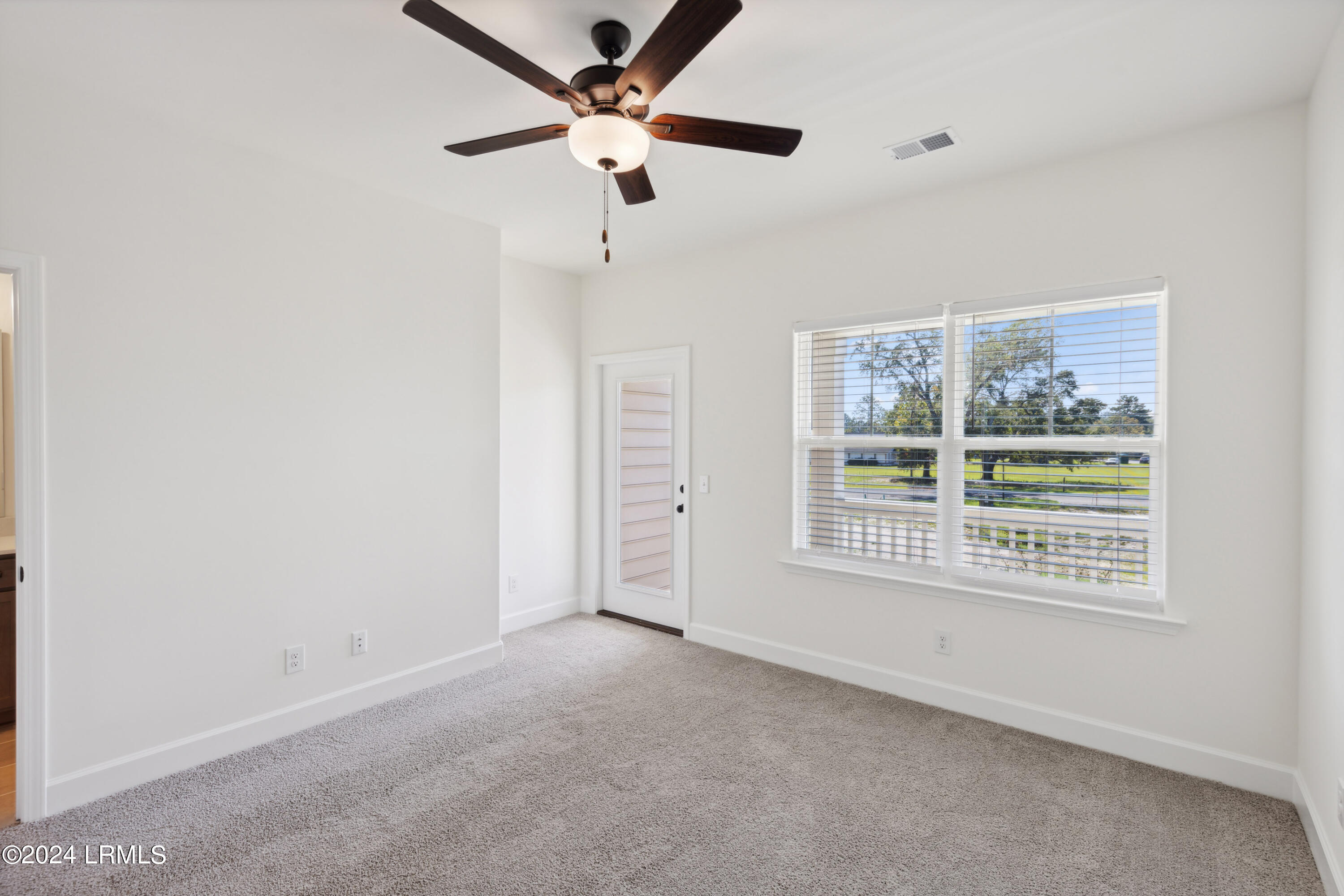 Ridgeland, South Carolina 29936, United States, 3 Bedrooms Bedrooms, ,3 BathroomsBathrooms,Residential,Pending,38540