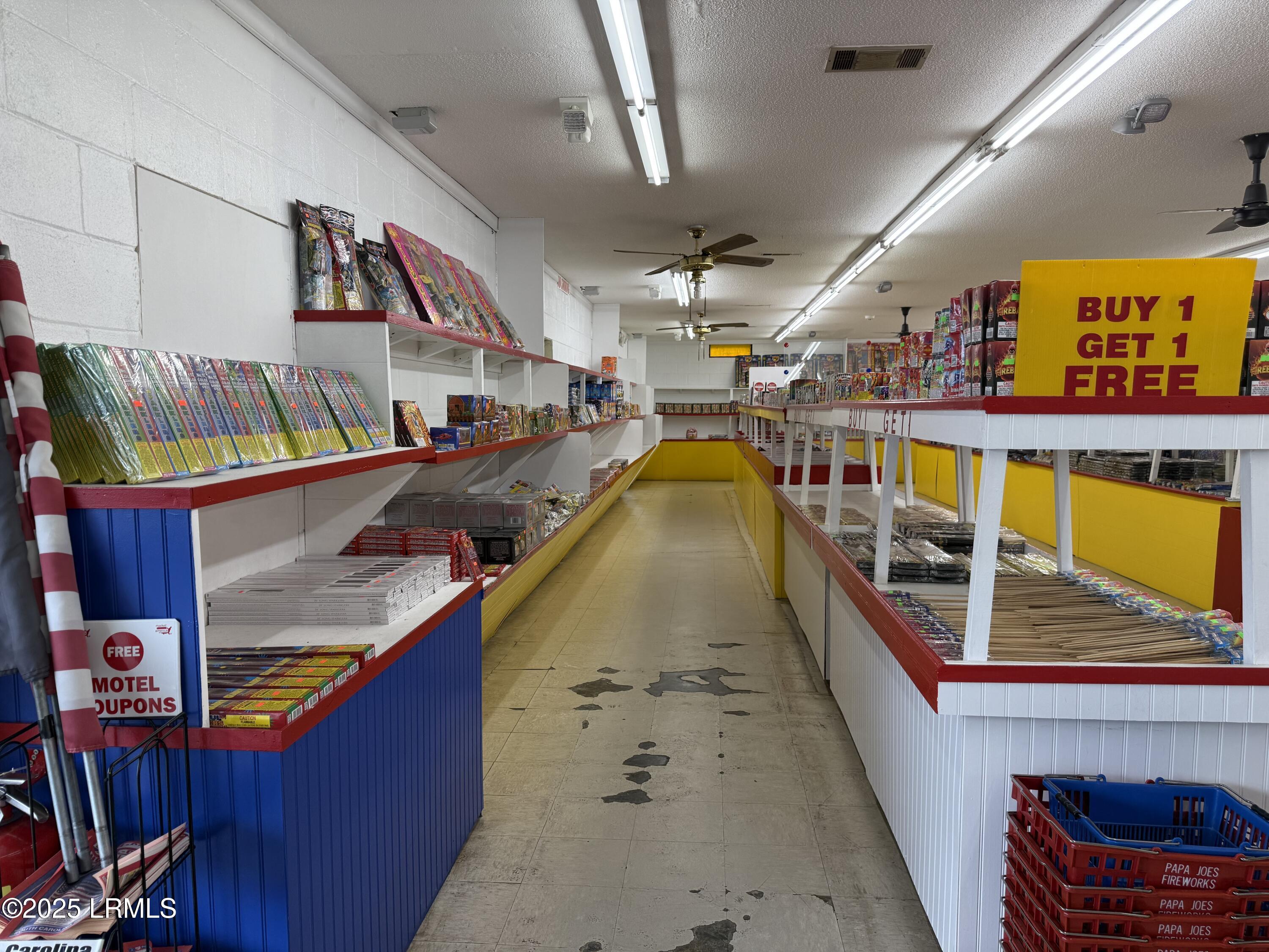 1116 Hummingbird Lane