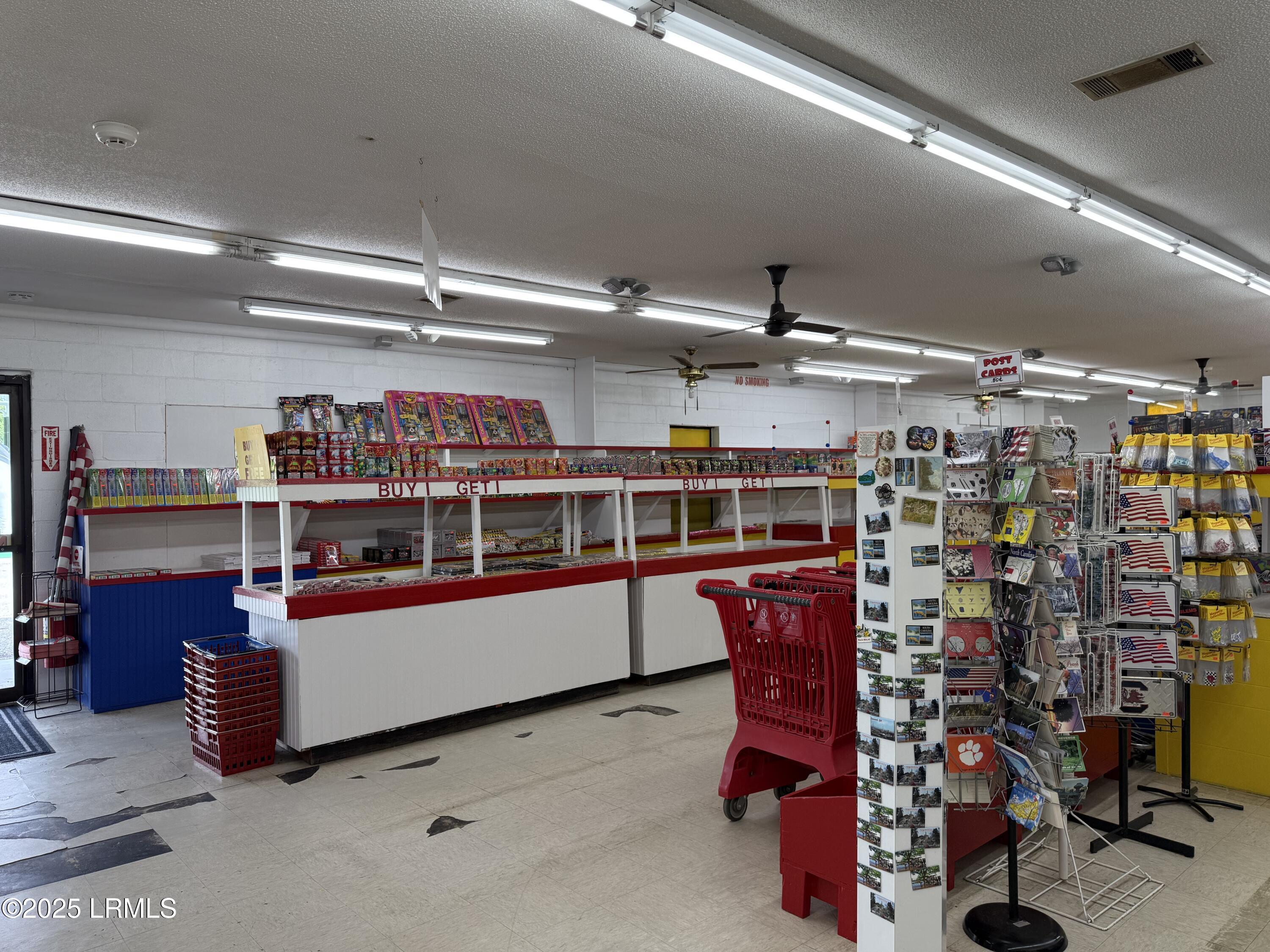 1116 Hummingbird Lane