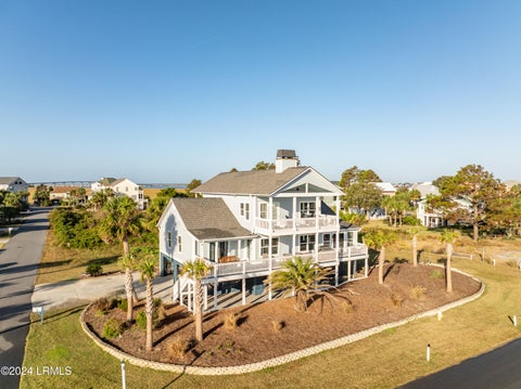 Photo for 2 Ebb Tide Court Court