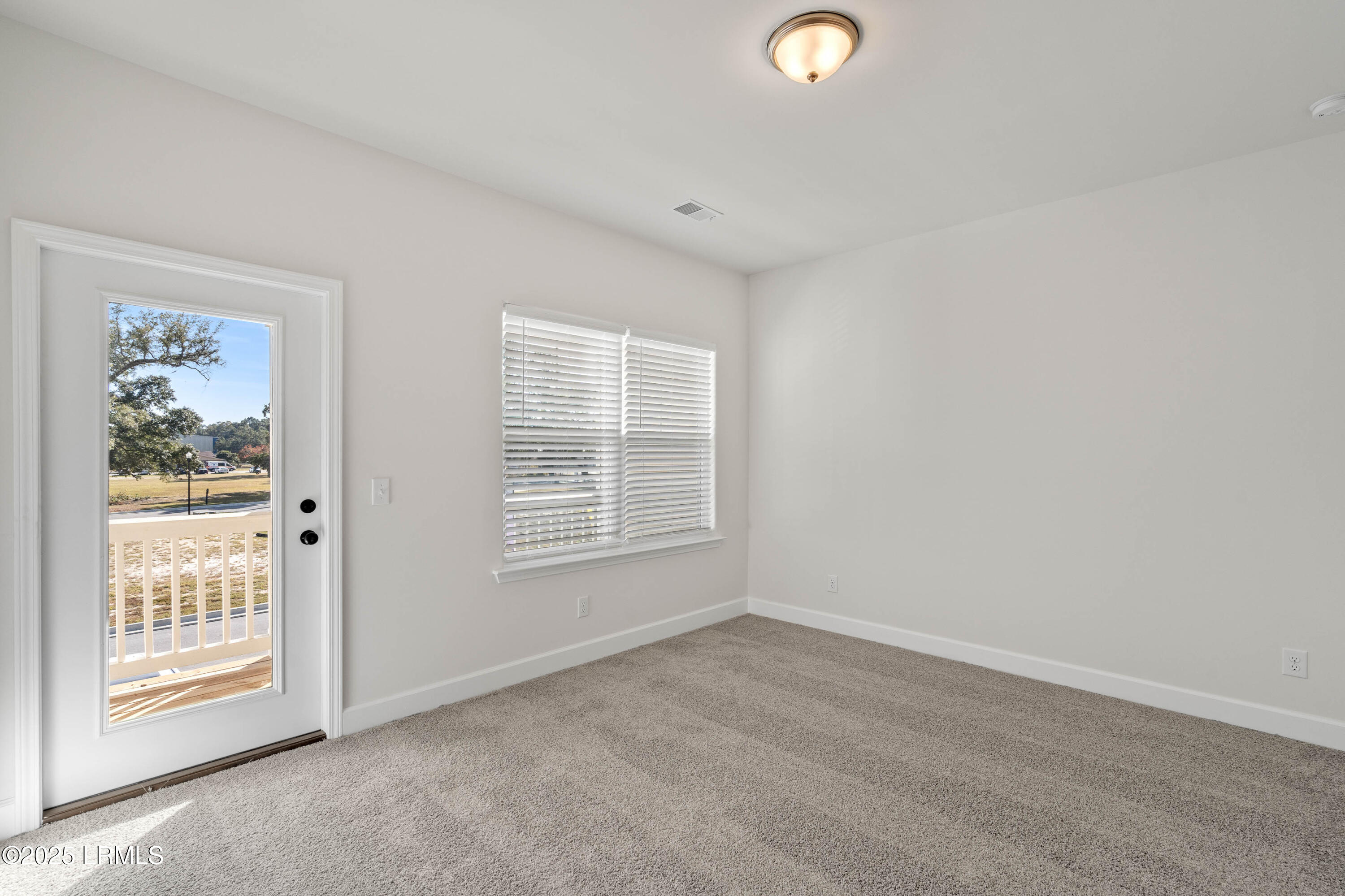 Ridgeland, South Carolina 29936, United States, 3 Bedrooms Bedrooms, ,3 BathroomsBathrooms,Residential,Active,38661