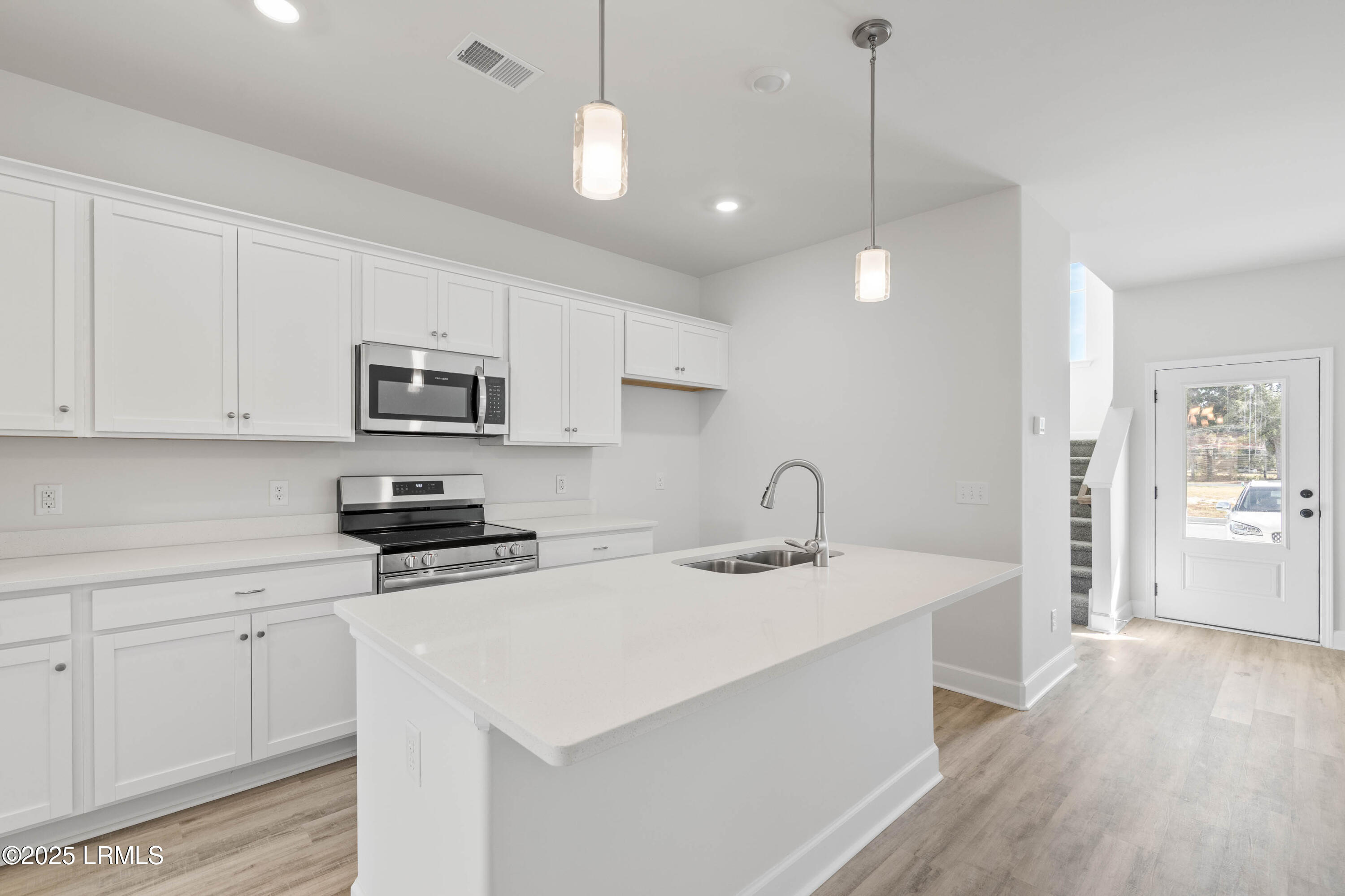 Ridgeland, South Carolina 29936, United States, 3 Bedrooms Bedrooms, ,3 BathroomsBathrooms,Residential,Active,38661