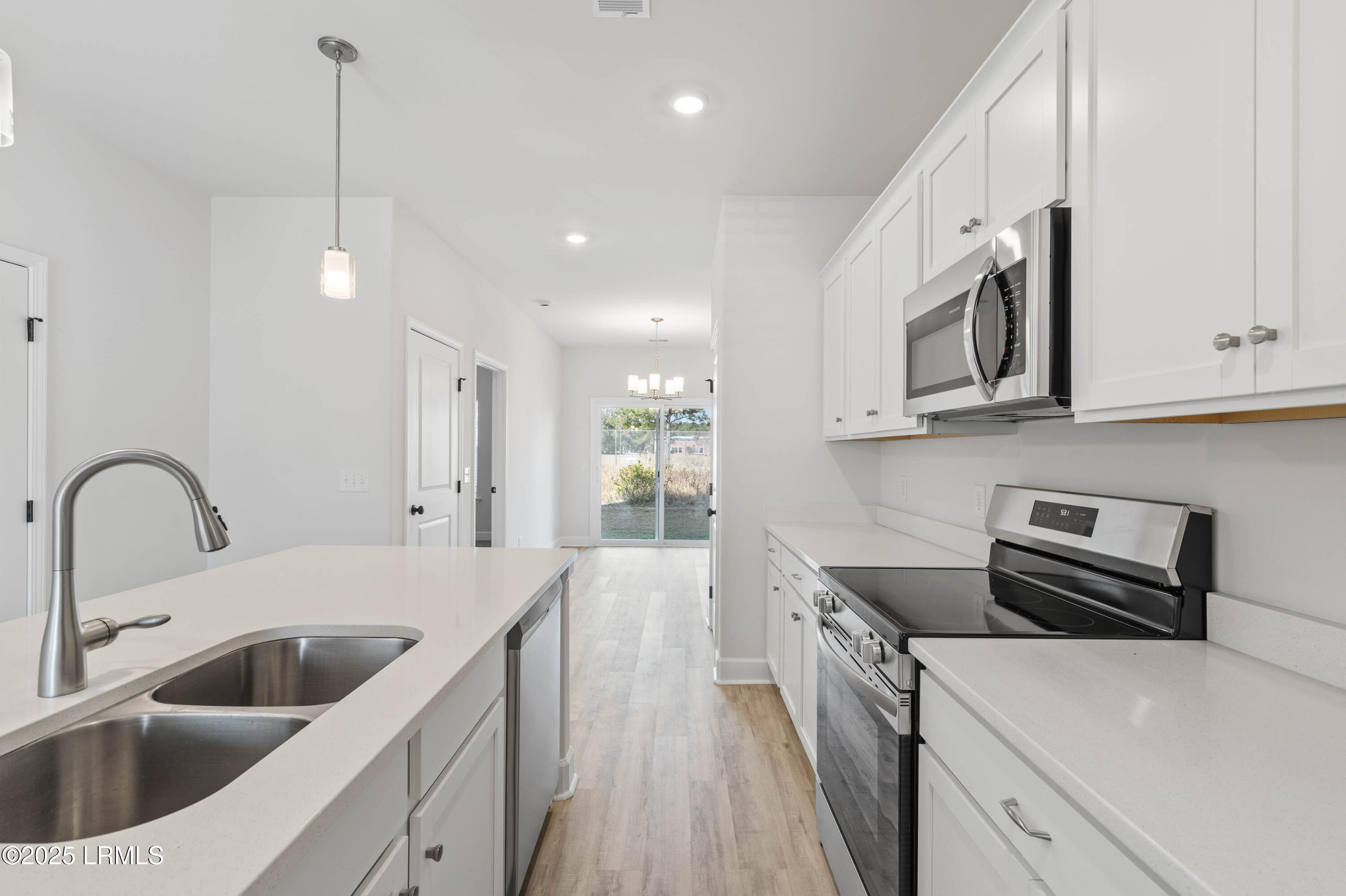 Ridgeland, South Carolina 29936, United States, 3 Bedrooms Bedrooms, ,3 BathroomsBathrooms,Residential,Active,38661