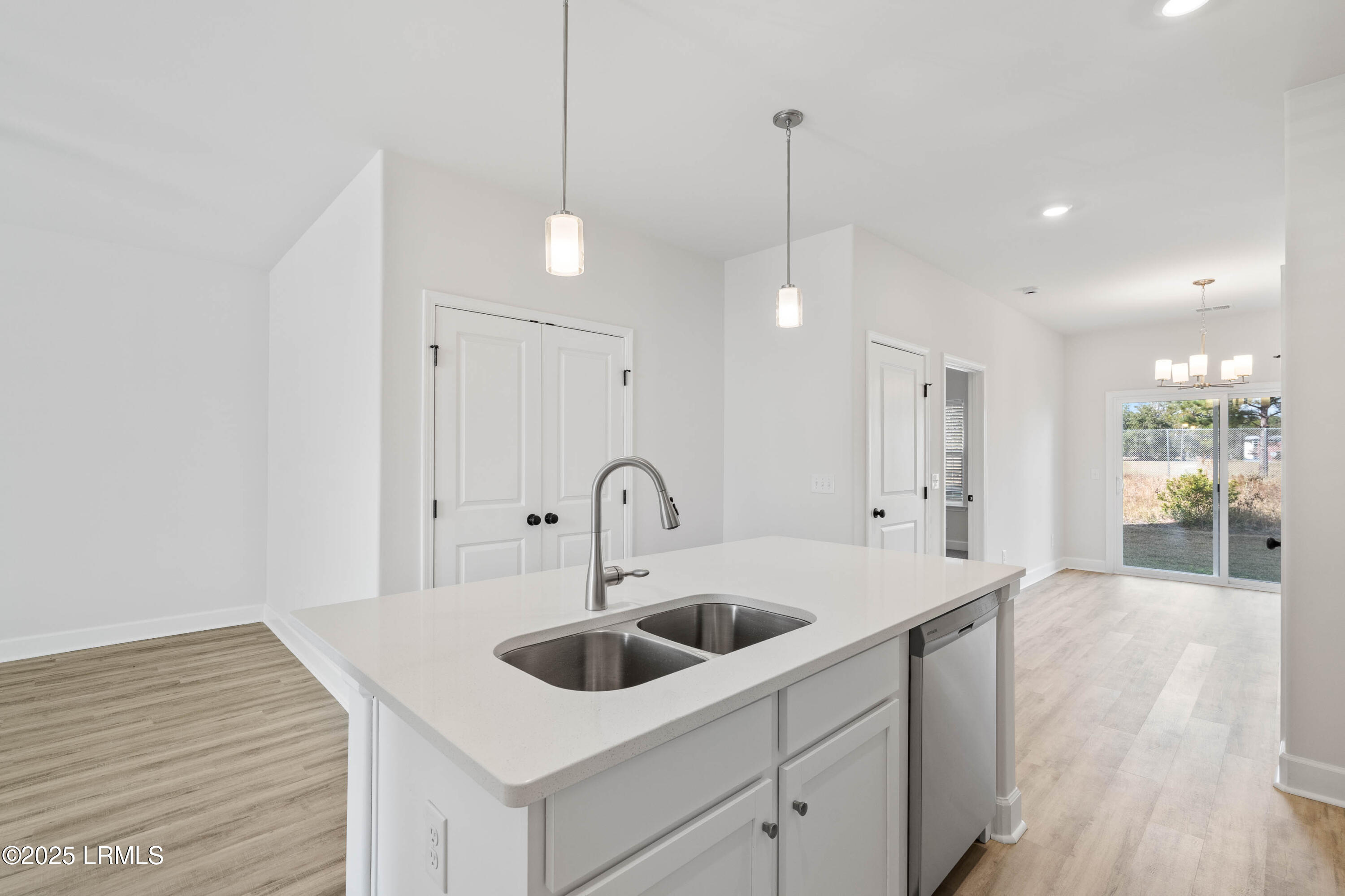 Ridgeland, South Carolina 29936, United States, 3 Bedrooms Bedrooms, ,3 BathroomsBathrooms,Residential,Active,38661