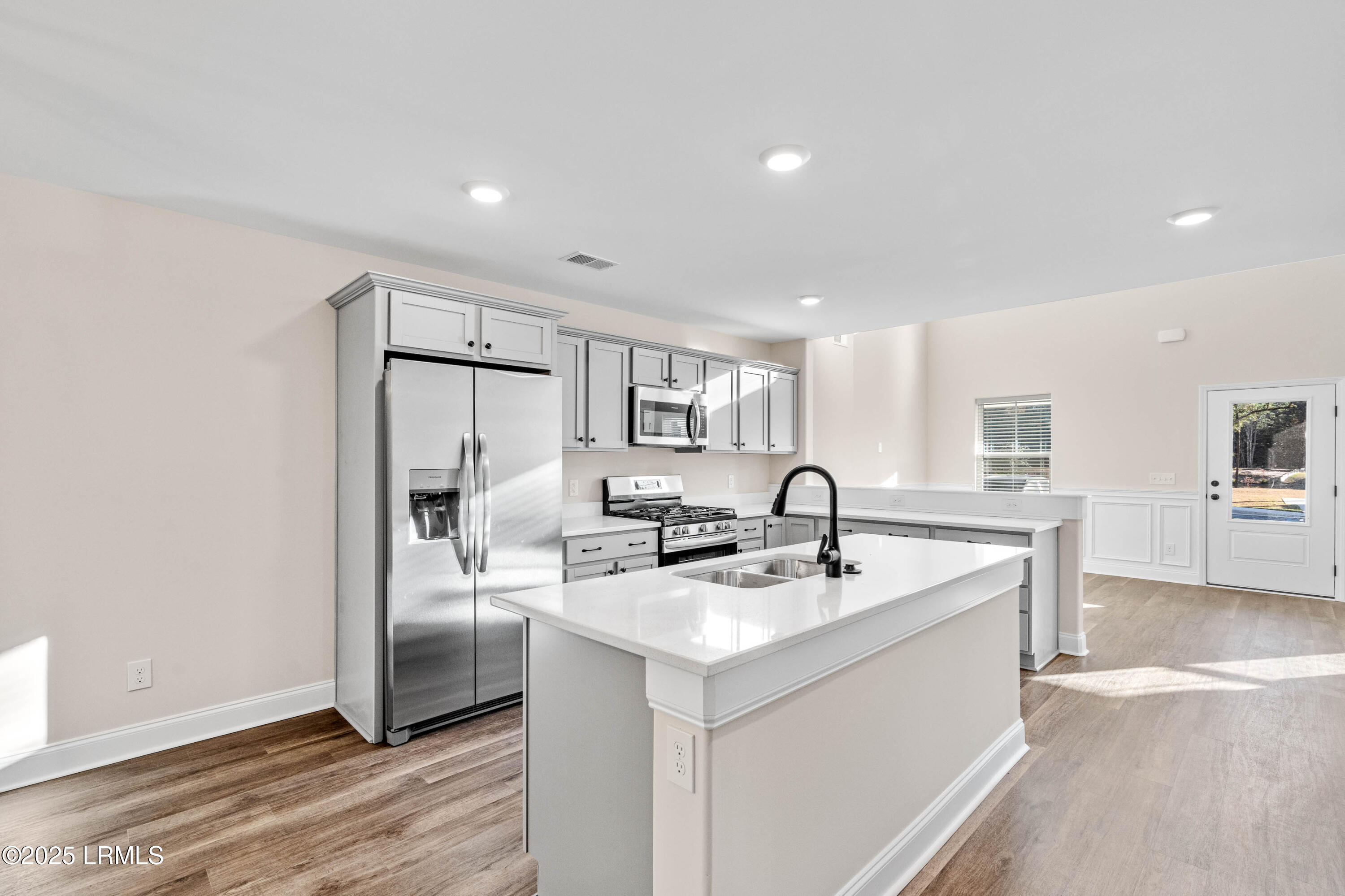 Hardeeville, South Carolina 29927, United States, 3 Bedrooms Bedrooms, ,3 BathroomsBathrooms,Residential,Active,77102