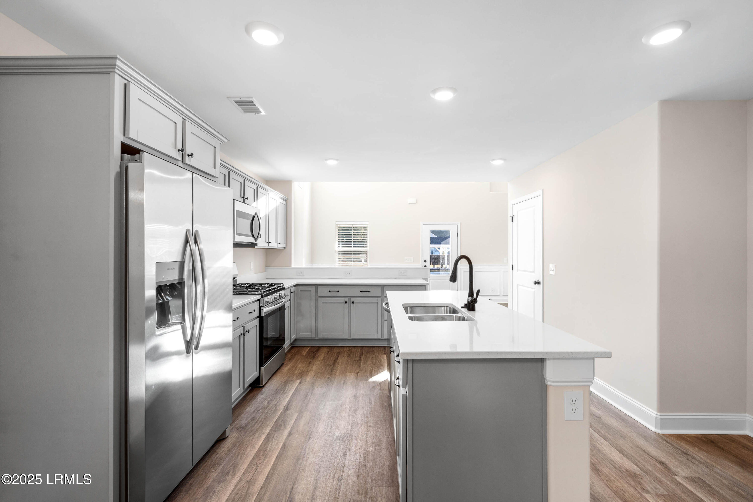 Hardeeville, South Carolina 29927, United States, 3 Bedrooms Bedrooms, ,3 BathroomsBathrooms,Residential,Active,77102