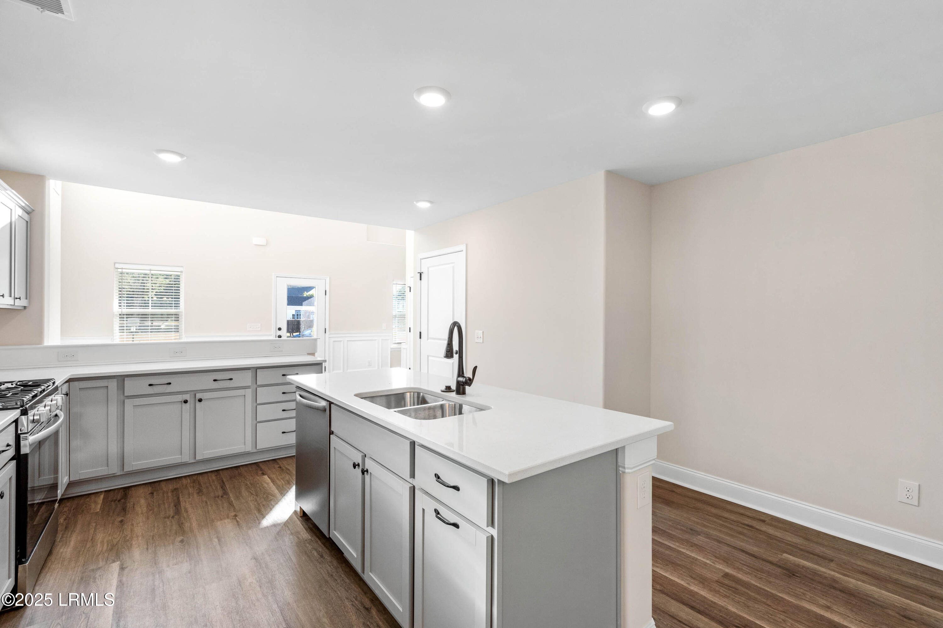 Hardeeville, South Carolina 29927, United States, 3 Bedrooms Bedrooms, ,3 BathroomsBathrooms,Residential,Active,77102