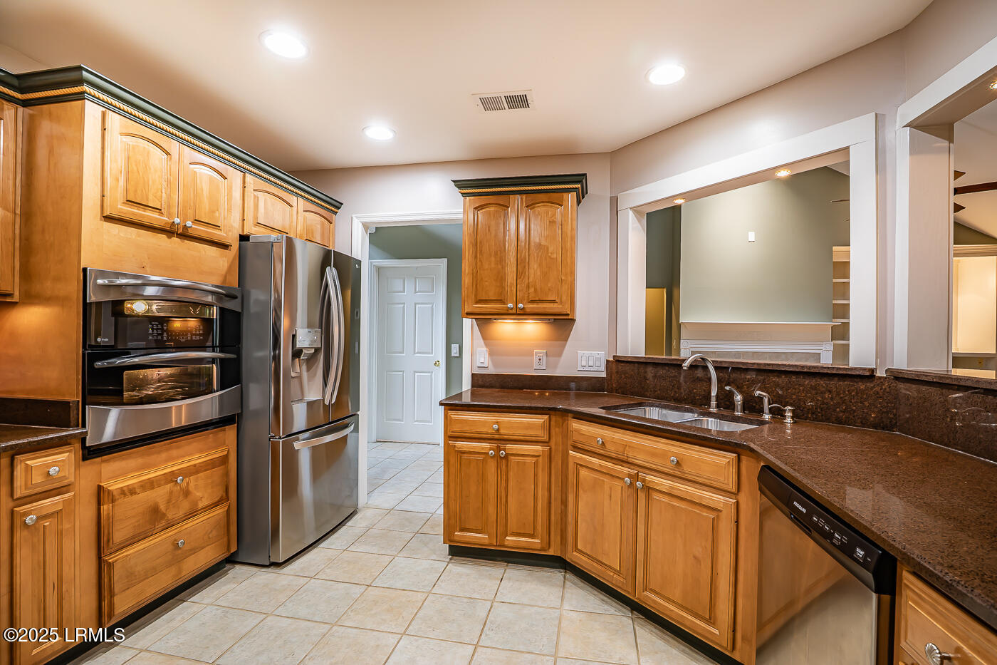 St. Helena Island, South Carolina 29920, United States, 3 Bedrooms Bedrooms, ,2 BathroomsBathrooms,Residential,Active,165607