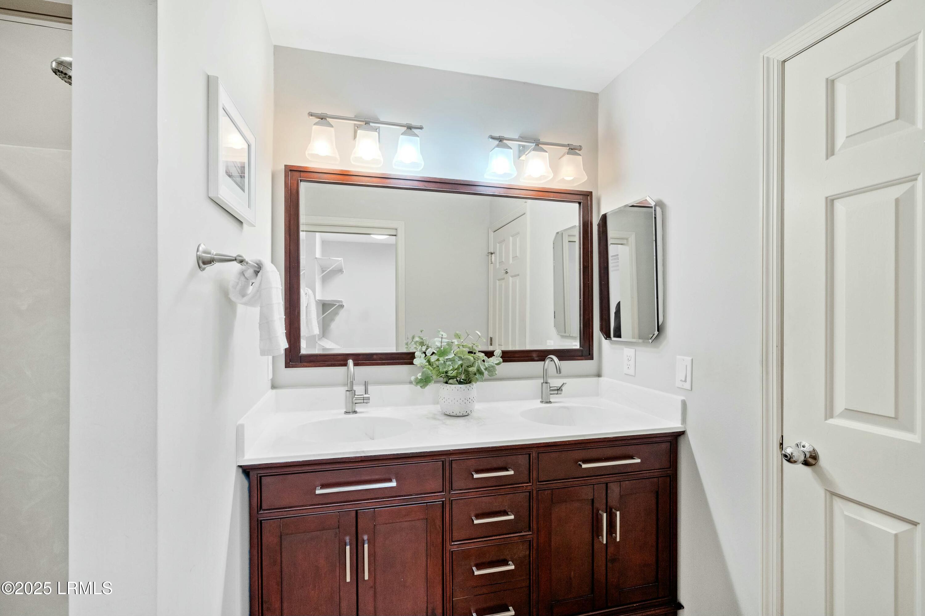 St. Helena Island, South Carolina 29920, United States, 3 Bedrooms Bedrooms, ,3 BathroomsBathrooms,Residential,Active,96592