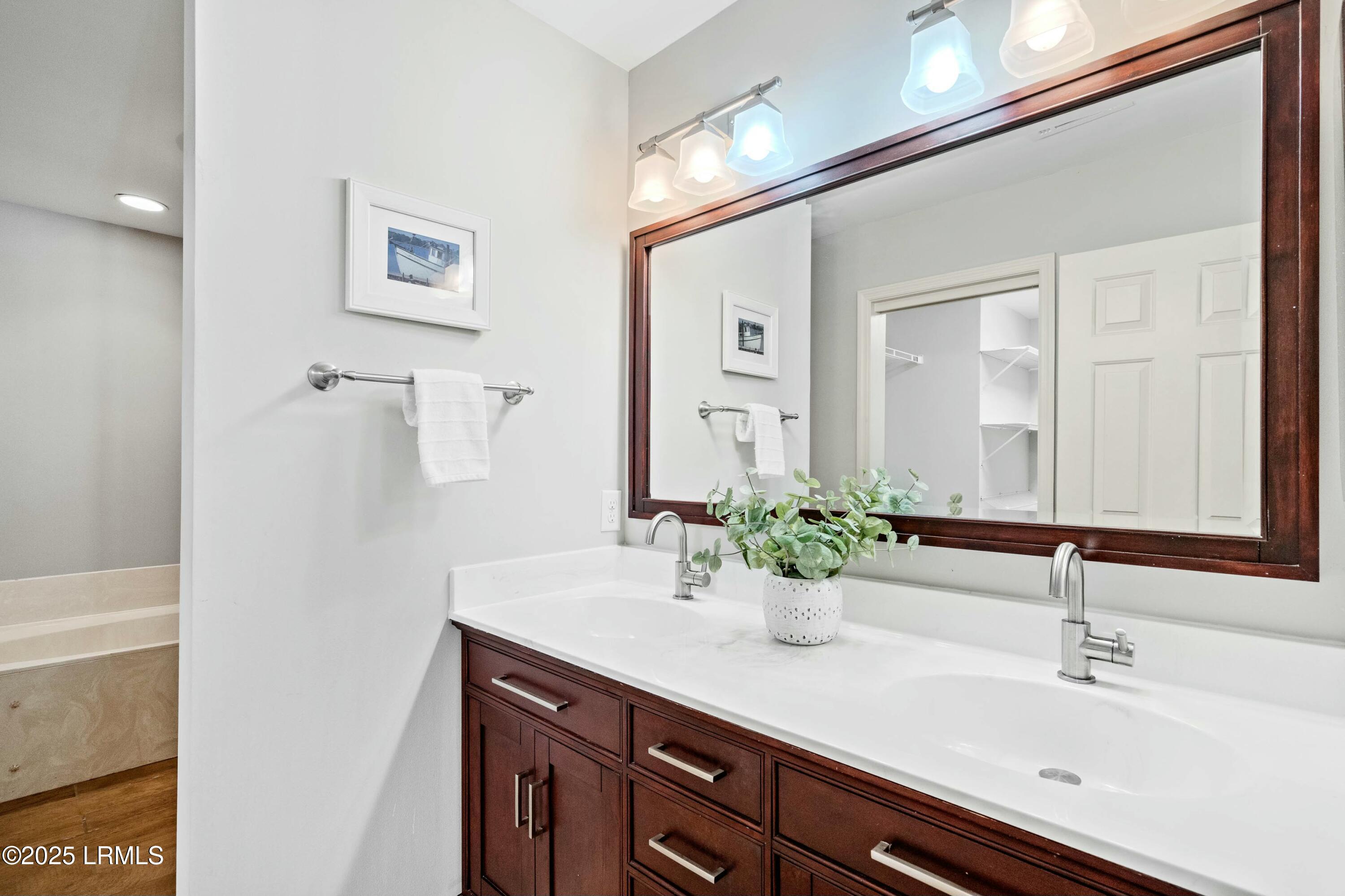 St. Helena Island, South Carolina 29920, United States, 3 Bedrooms Bedrooms, ,3 BathroomsBathrooms,Residential,Active,96592