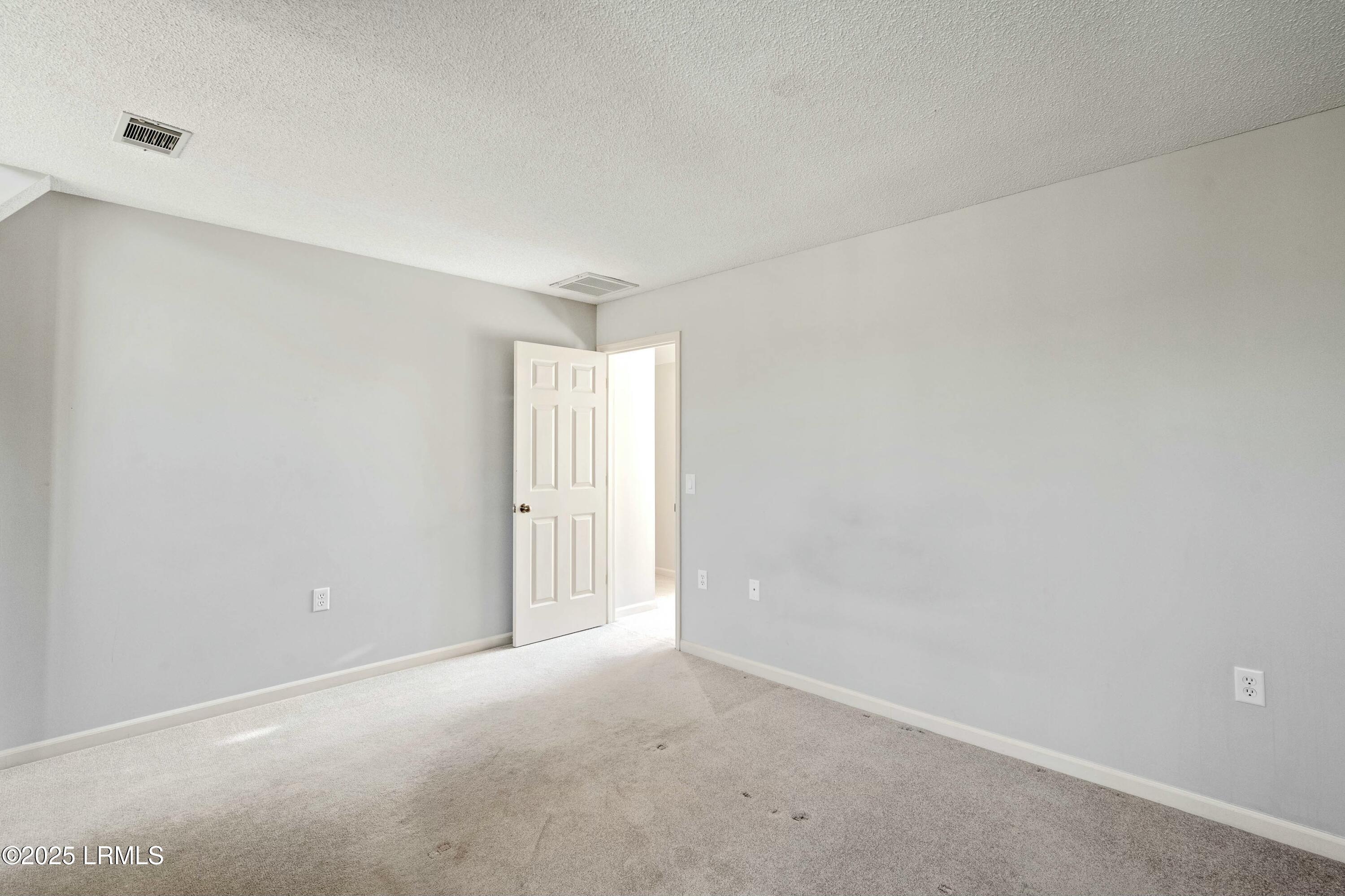 St. Helena Island, South Carolina 29920, United States, 3 Bedrooms Bedrooms, ,3 BathroomsBathrooms,Residential,Active,96592