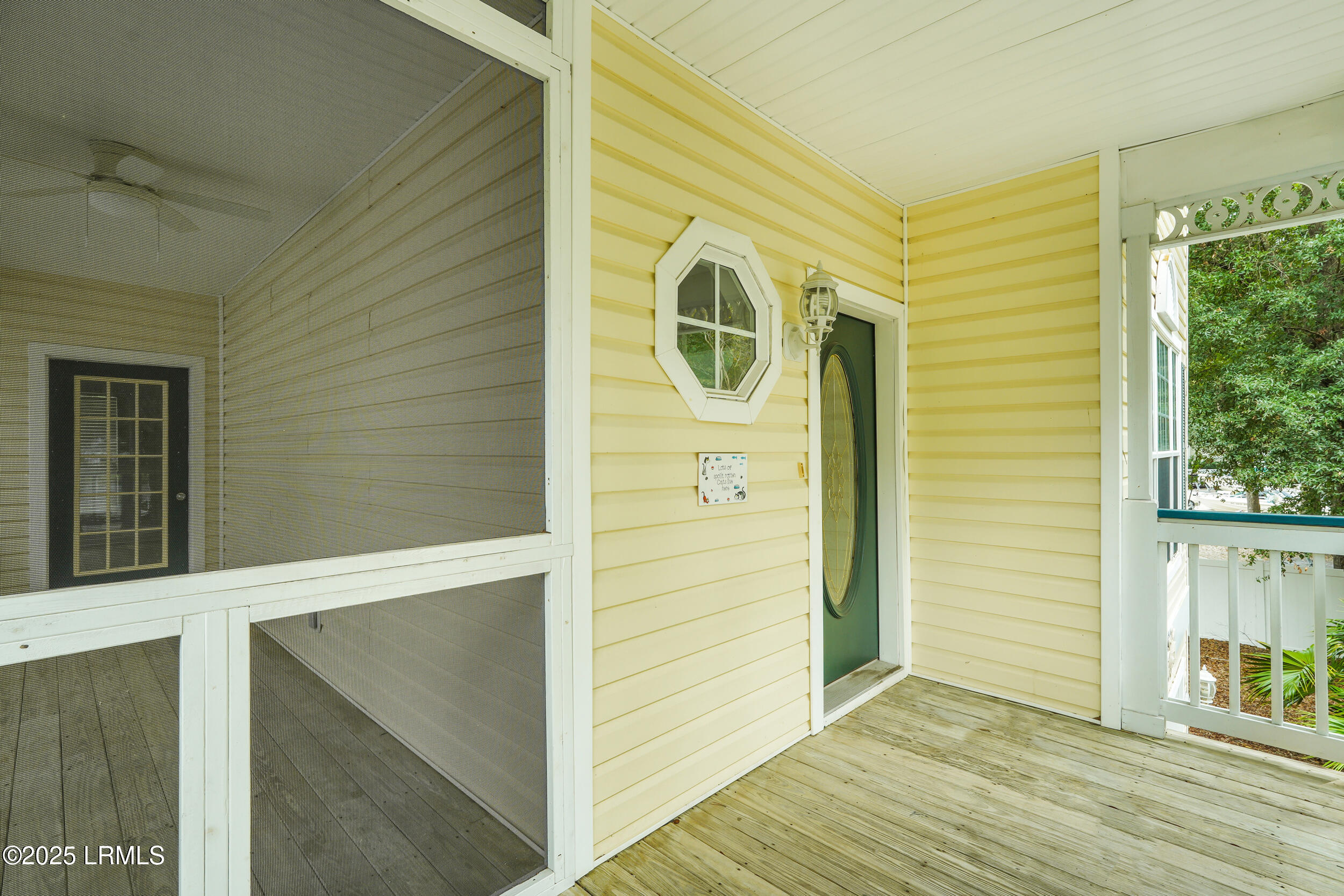 40 Victoria Square Drive