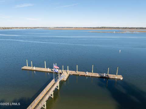 Photo for 895 Ribaut Road 8