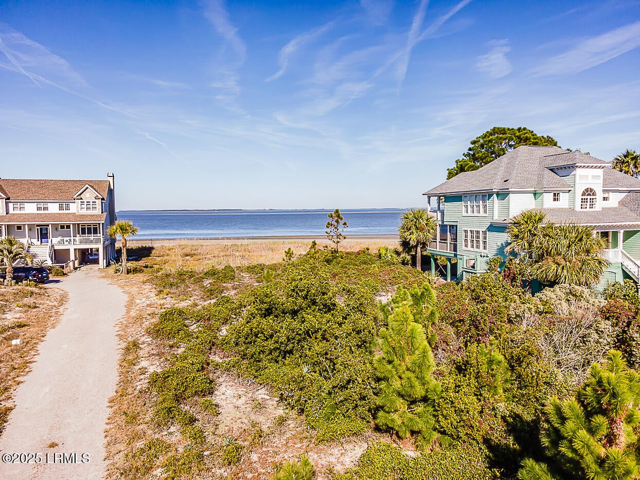 128 N Harbor Drive N