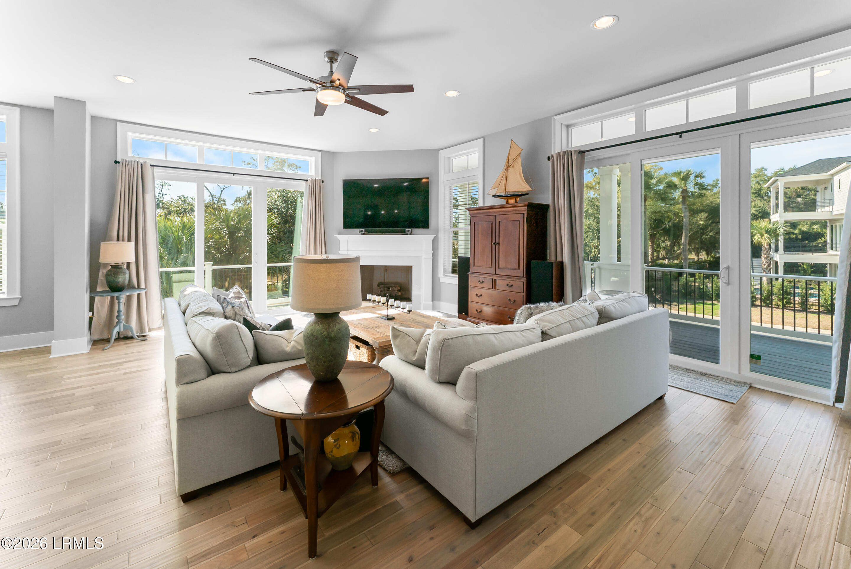 10 Shear Water Drive