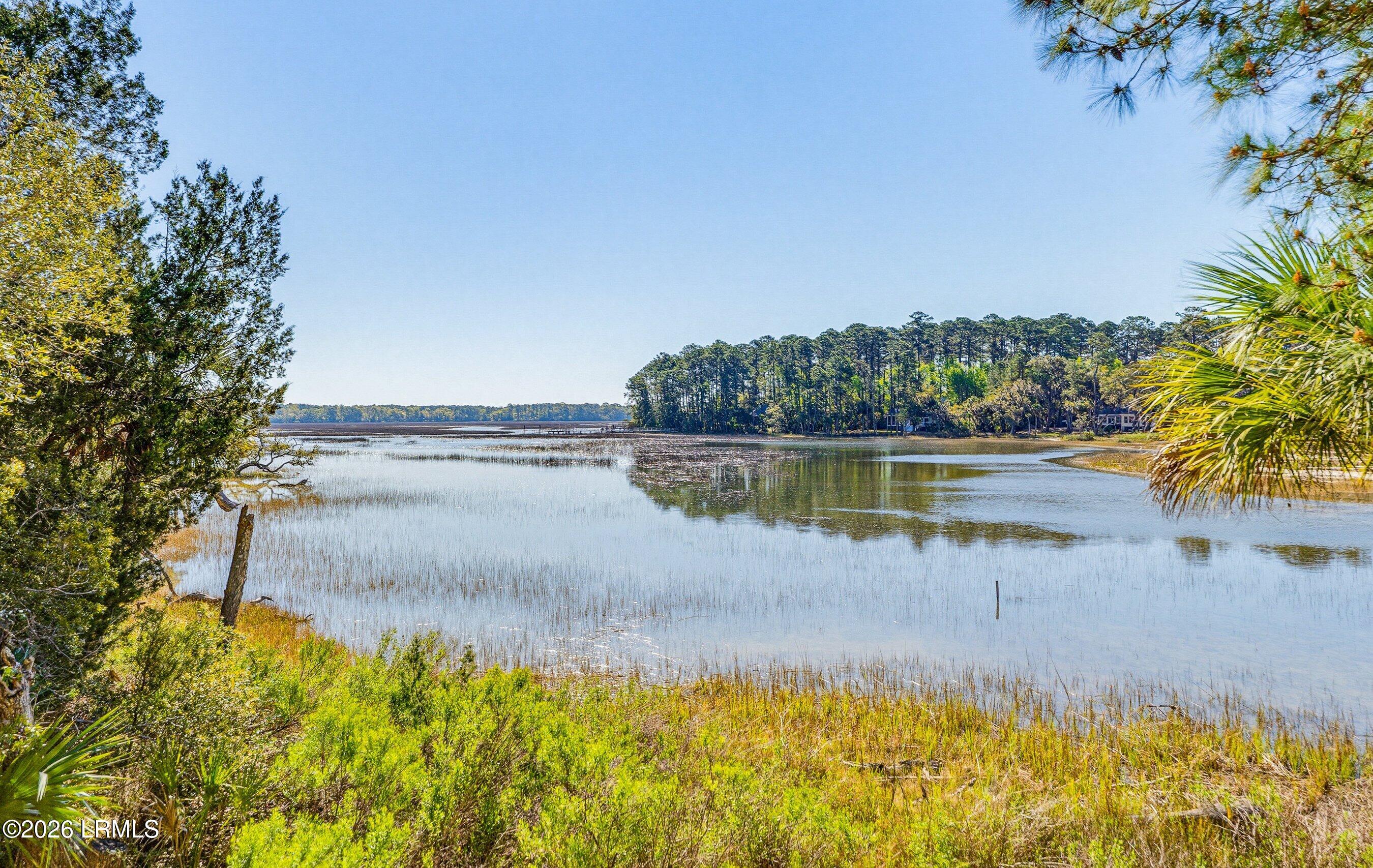 2 S Oak Forest Drive