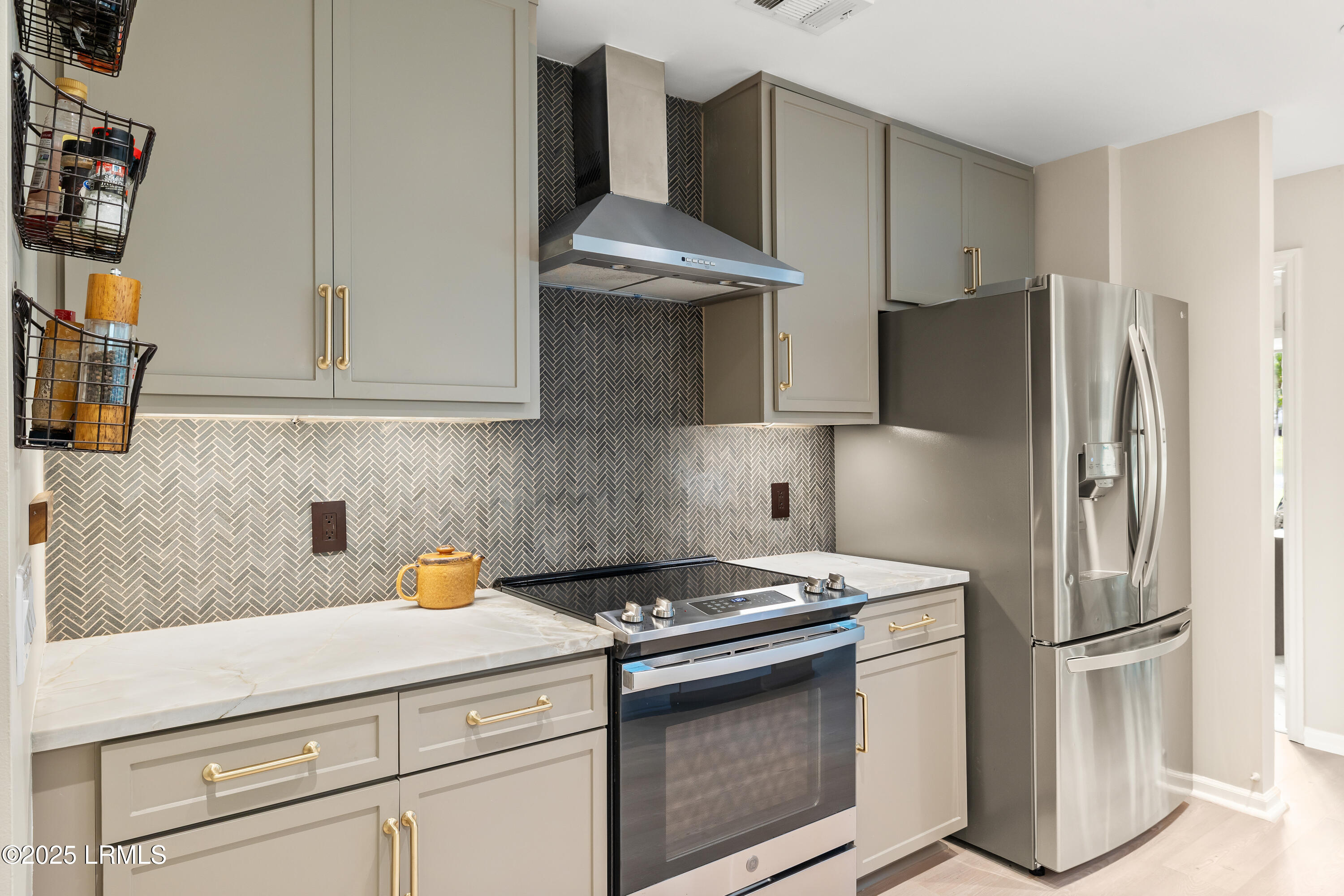 St. Helena Island, South Carolina 29920, United States, 3 Bedrooms Bedrooms, ,3 BathroomsBathrooms,Residential,Pending,223207