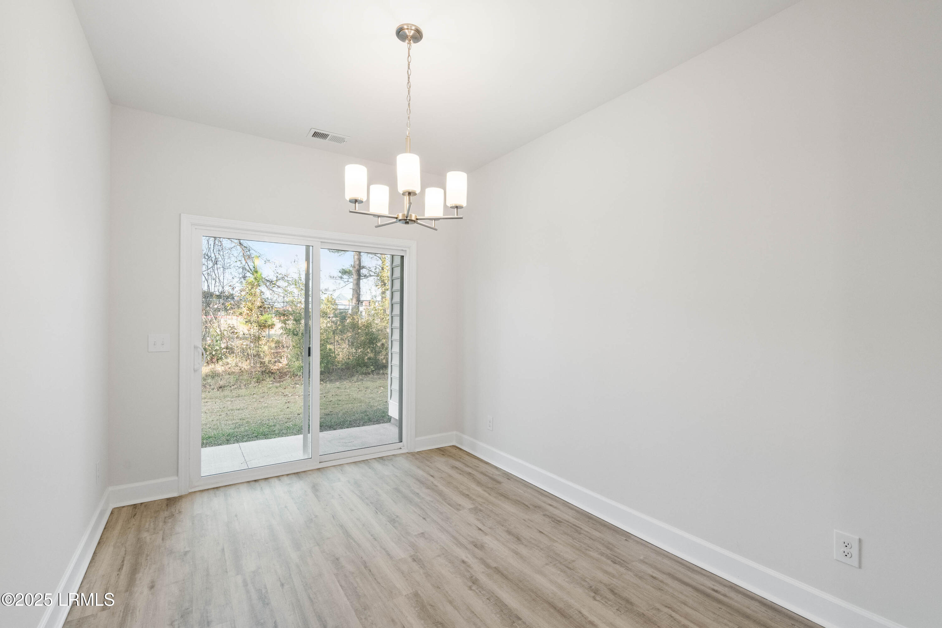 Ridgeland, South Carolina 29936, United States, 3 Bedrooms Bedrooms, ,3 BathroomsBathrooms,Residential,Active,212748