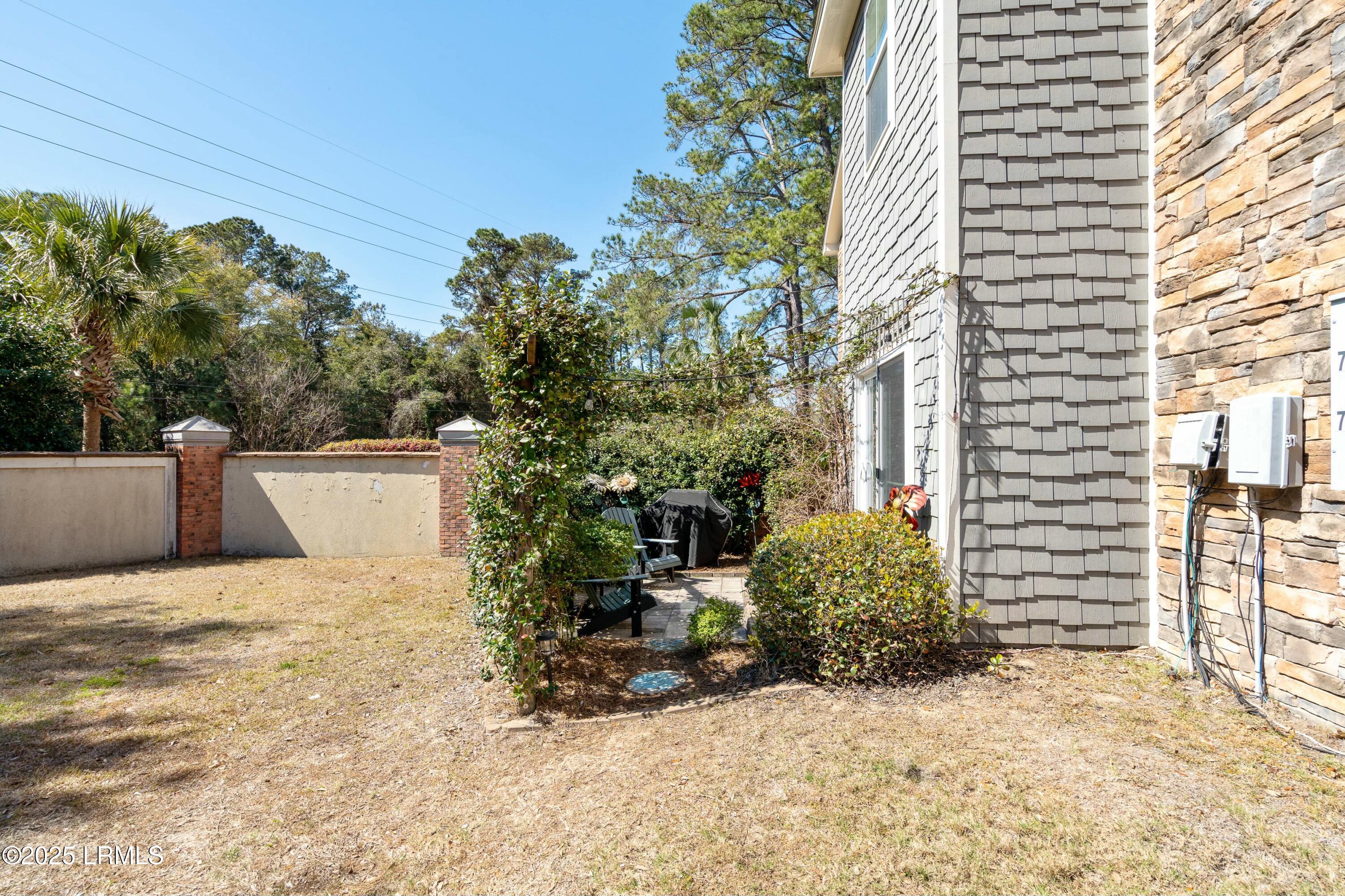 Beaufort, South Carolina 29902, United States, 2 Bedrooms Bedrooms, ,3 BathroomsBathrooms,Residential,Active,81355