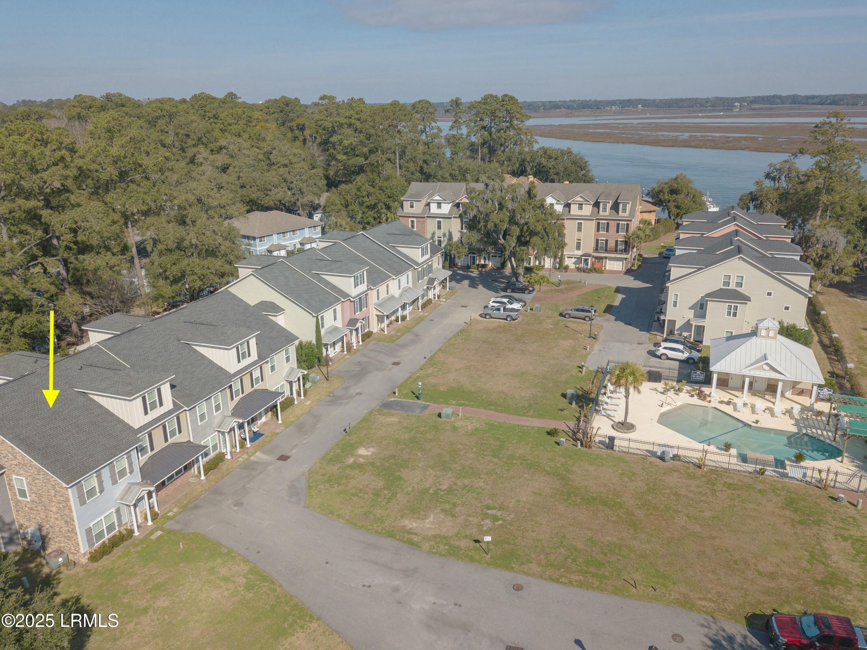 Beaufort, South Carolina 29902, United States, 2 Bedrooms Bedrooms, ,3 BathroomsBathrooms,Residential,Active,81355