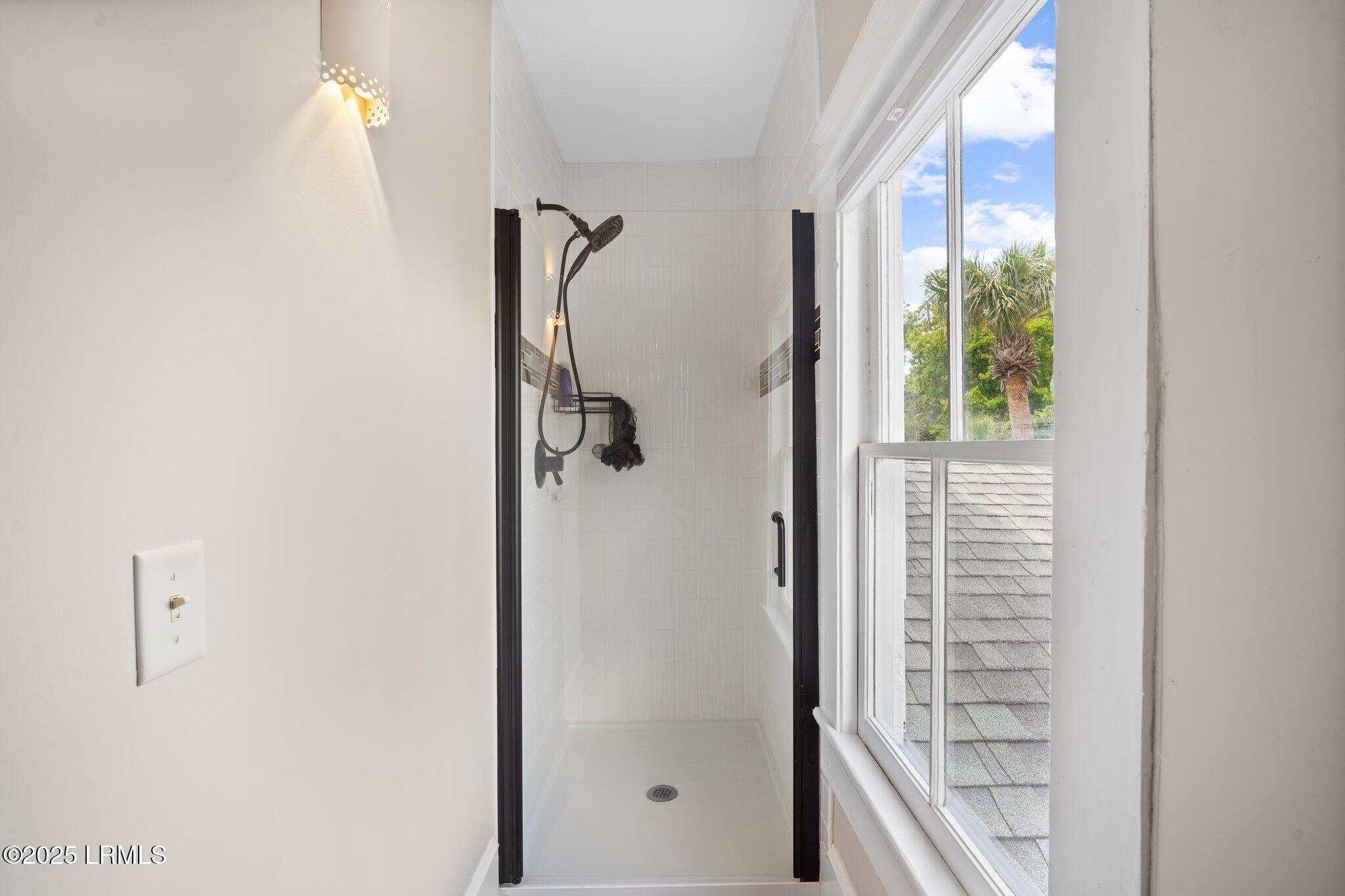 Beaufort, South Carolina 29902, United States, 4 Bedrooms Bedrooms, ,4 BathroomsBathrooms,Residential,Active,145278