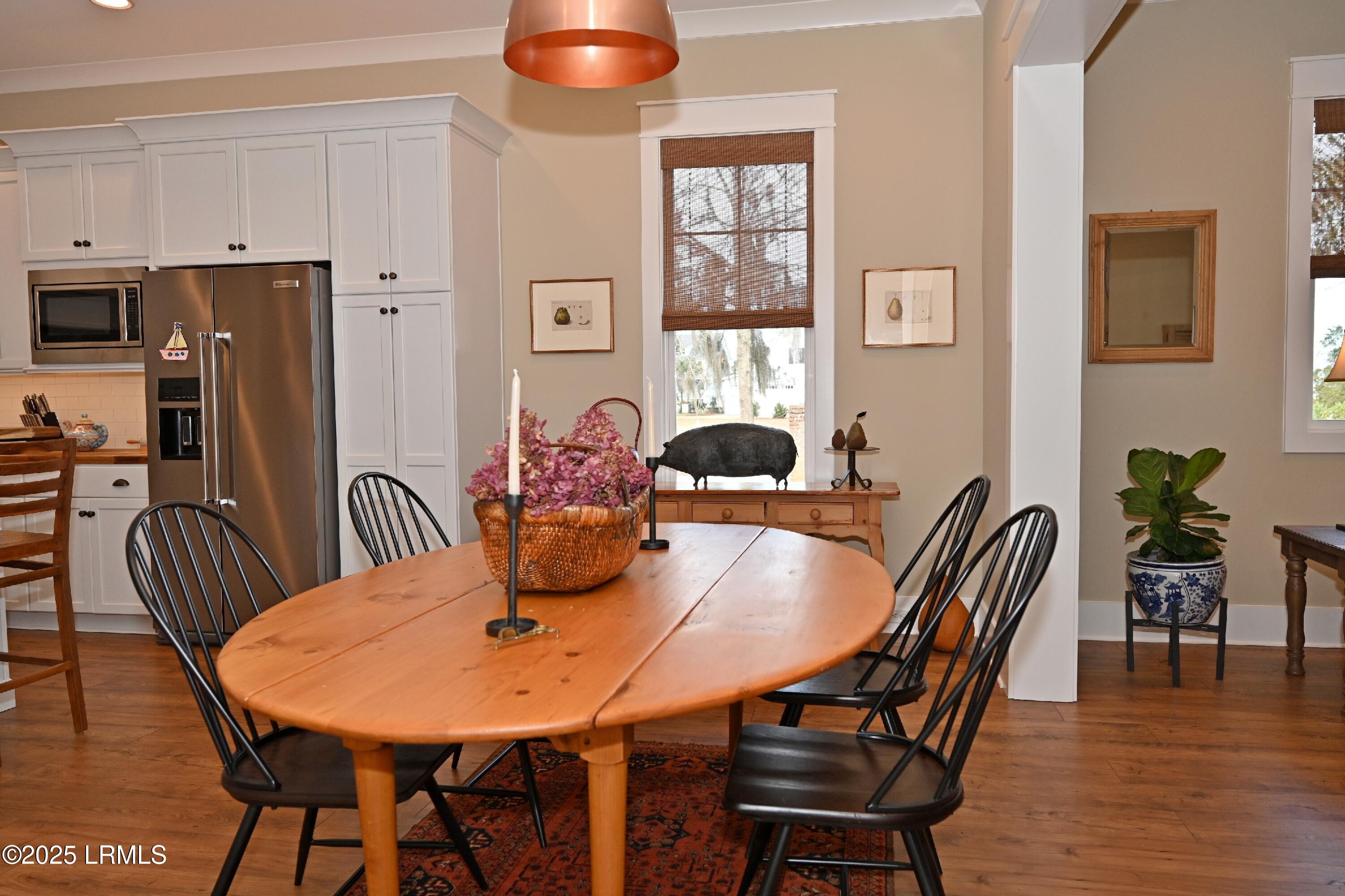 Beaufort, South Carolina 29907, United States, 4 Bedrooms Bedrooms, ,3 BathroomsBathrooms,Residential,Active,19438