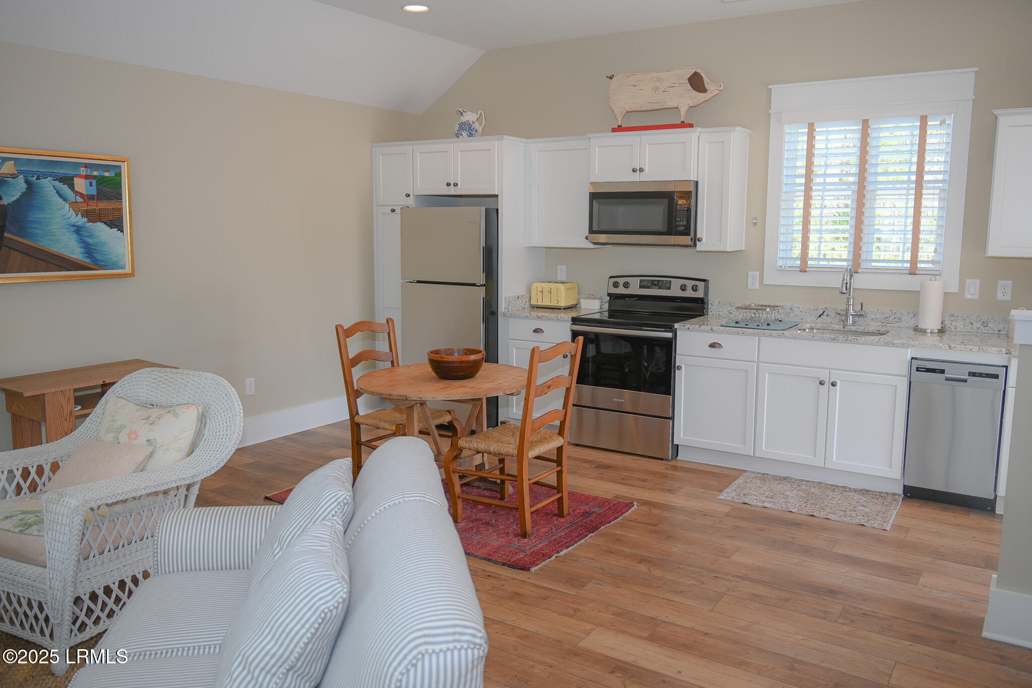 Beaufort, South Carolina 29907, United States, 4 Bedrooms Bedrooms, ,3 BathroomsBathrooms,Residential,Active,19438