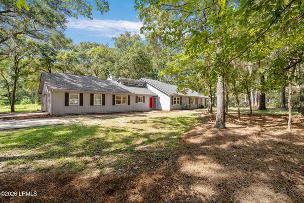 22 EGRET DR, BEAUFORT, SC 29907 - Image a90d2092e95e8deb1bcbd5faaa976480/1462322186