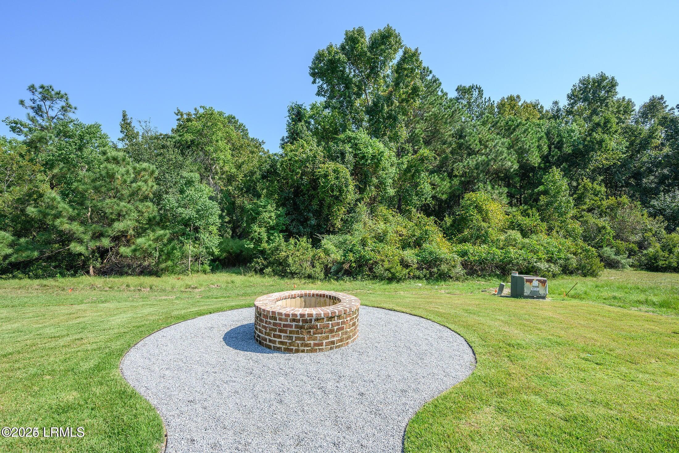 Beaufort, South Carolina 29907, United States, 4 Bedrooms Bedrooms, ,4 BathroomsBathrooms,Residential,Active,55479