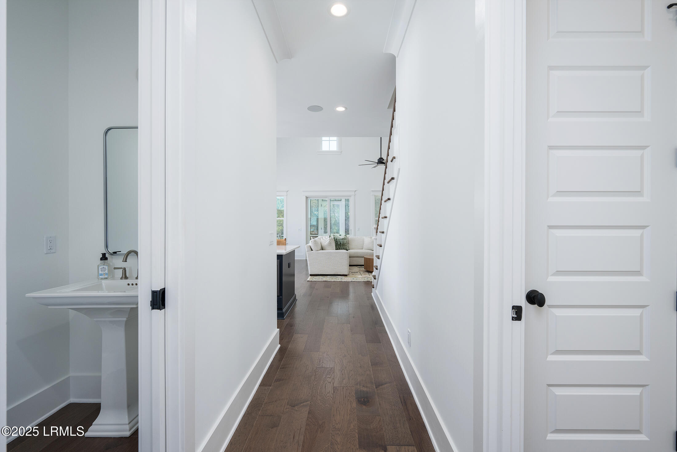 Beaufort, South Carolina 29907, United States, 4 Bedrooms Bedrooms, ,4 BathroomsBathrooms,Residential,Active,55479